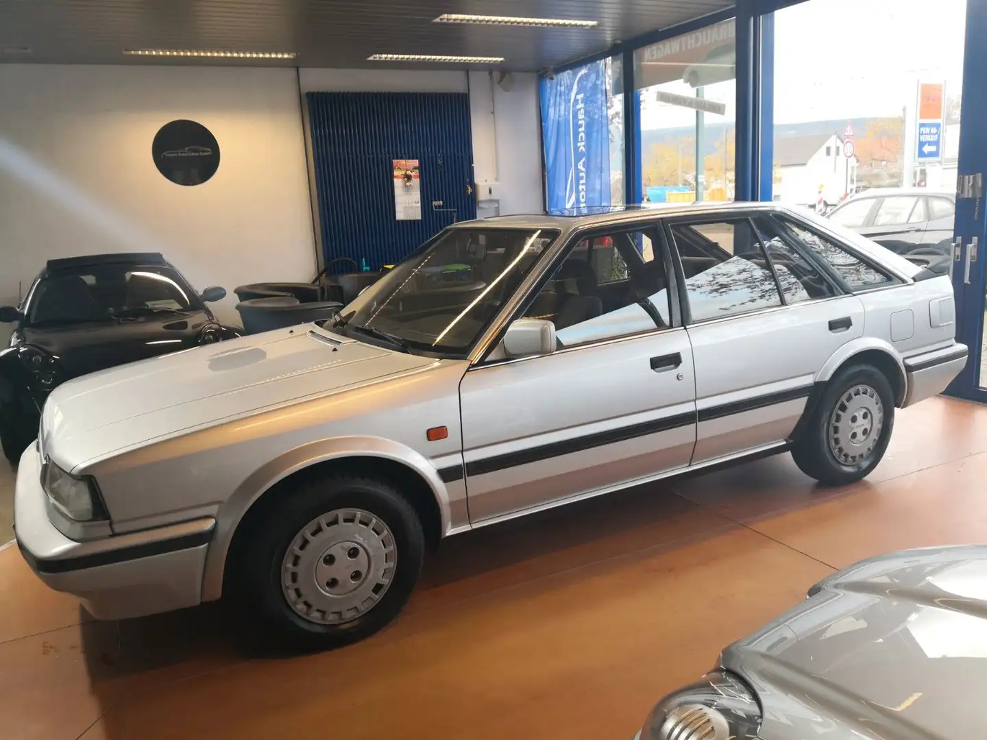 Nissan Bluebird /2.0 L /SAMMLER OLDTIMER//H-Kennz Gris - 2