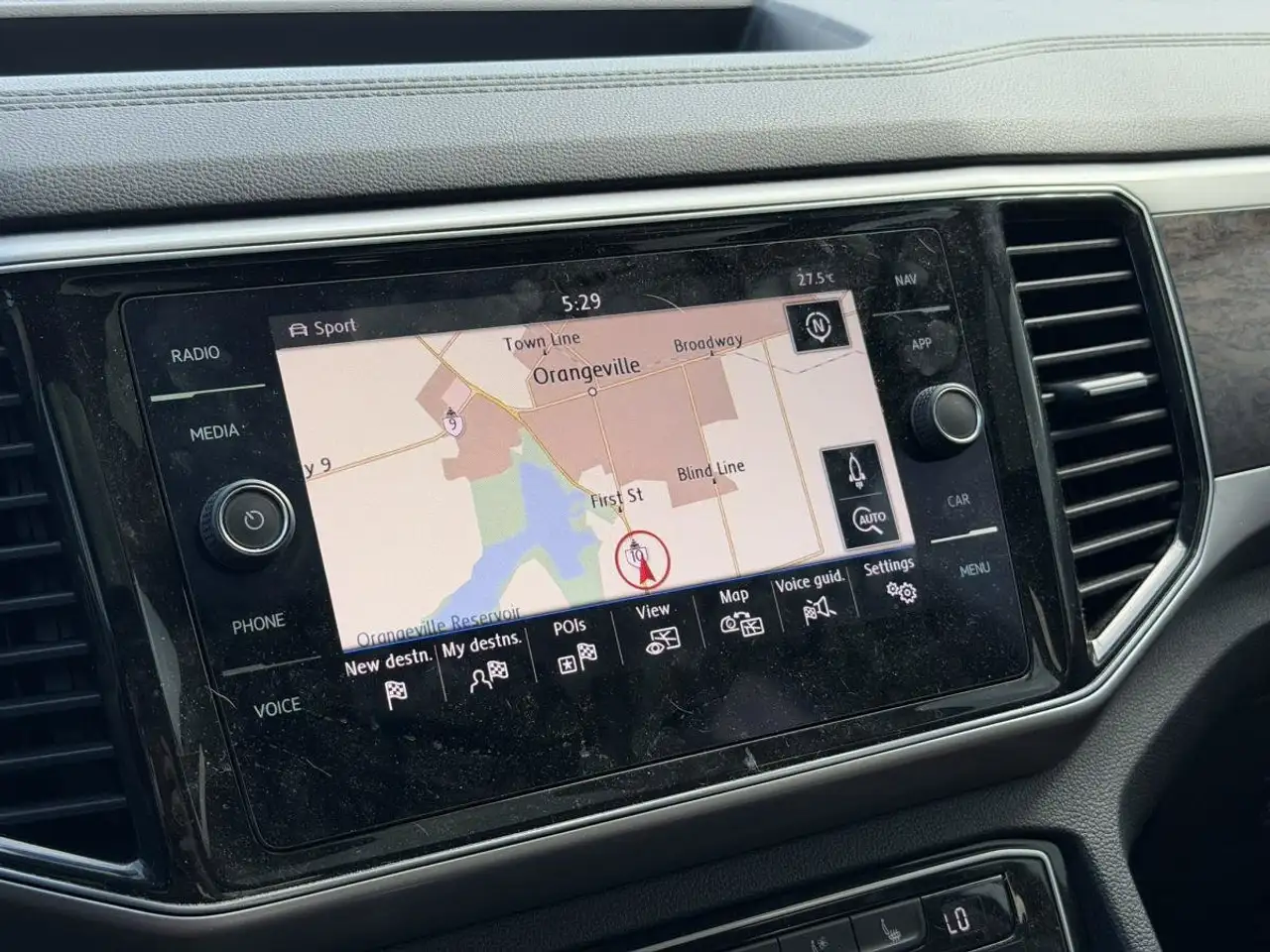 Volkswagen Atlas снимка Volkswagen Atlas