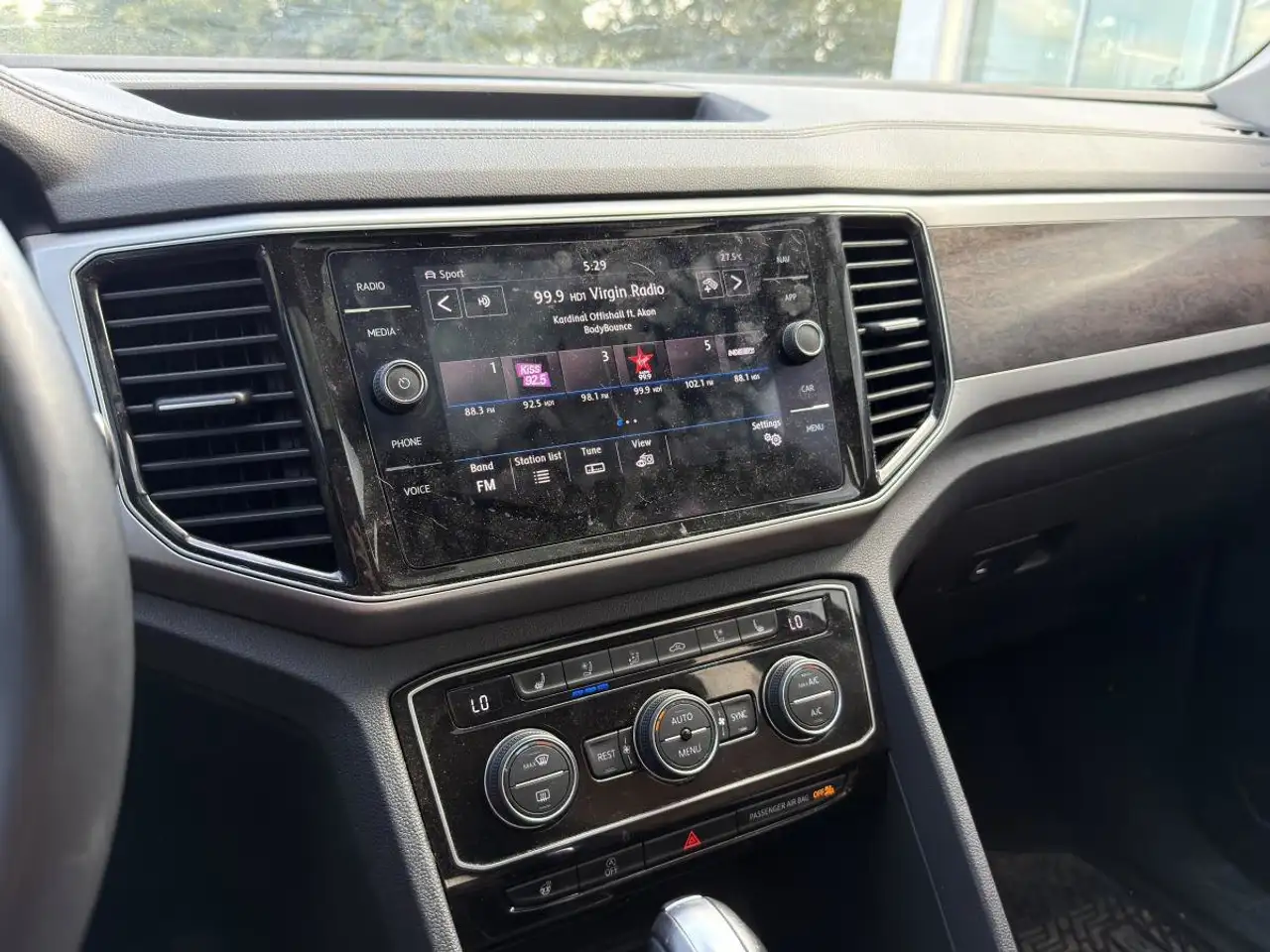 Volkswagen Atlas снимка Volkswagen Atlas