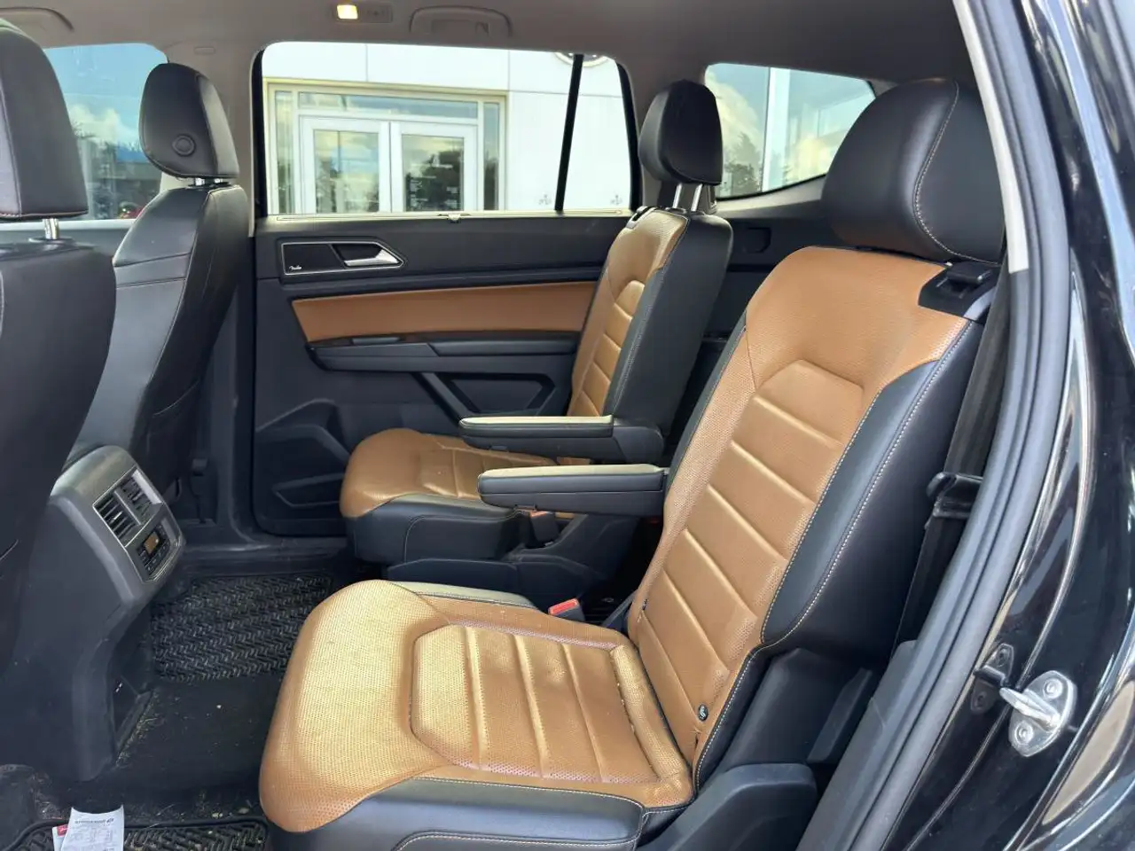 Volkswagen Atlas снимка Volkswagen Atlas