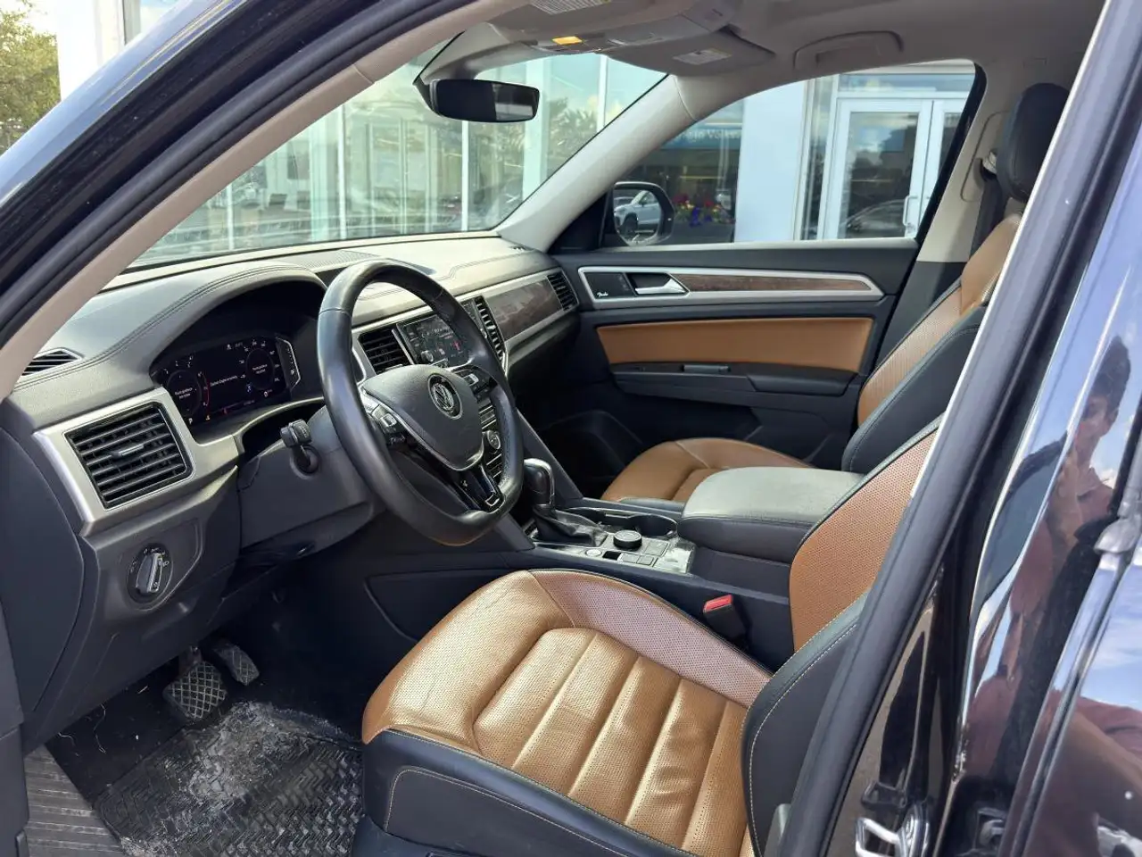 Volkswagen Atlas снимка Volkswagen Atlas