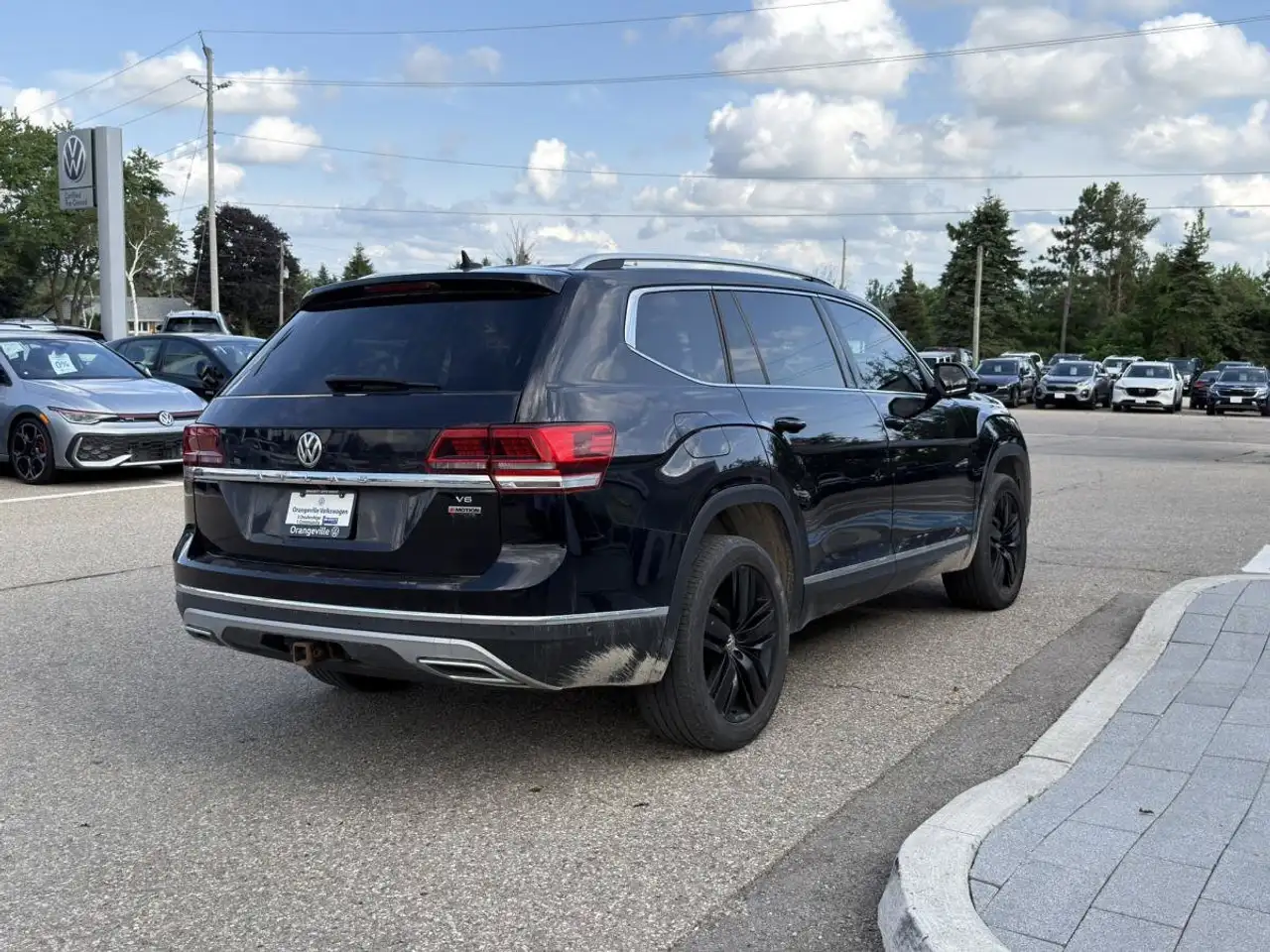 Volkswagen Atlas снимка Volkswagen Atlas