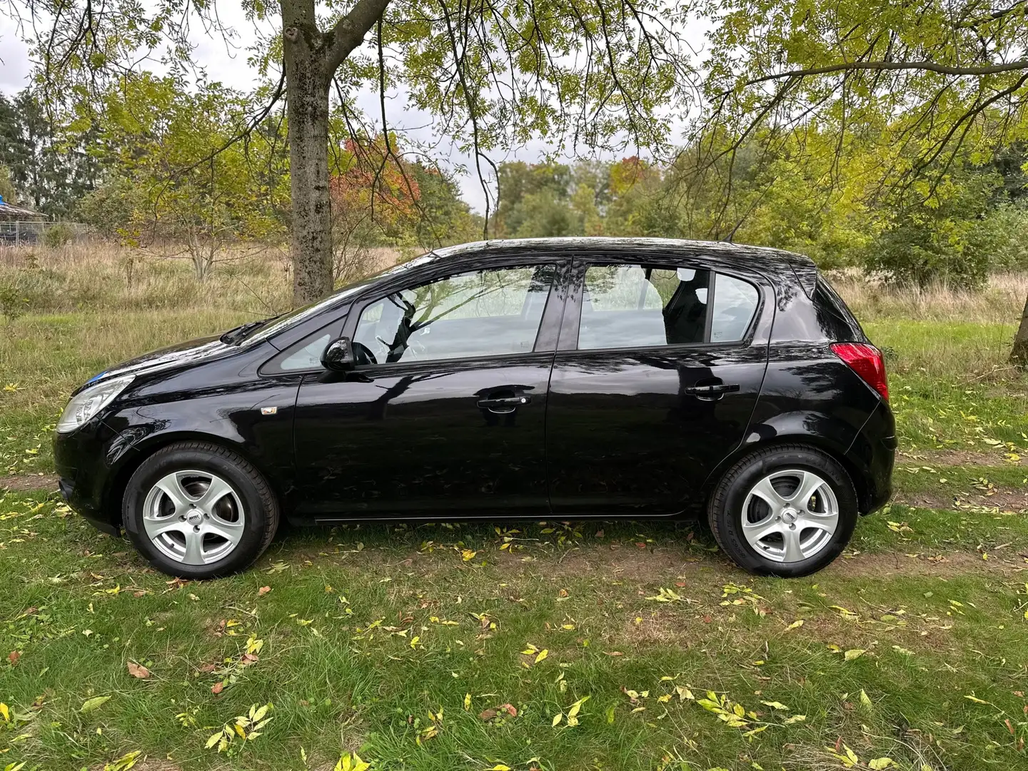 Opel Corsa 1.2-16V Enjoy apk t/m 29-12-2025 Negro - 2