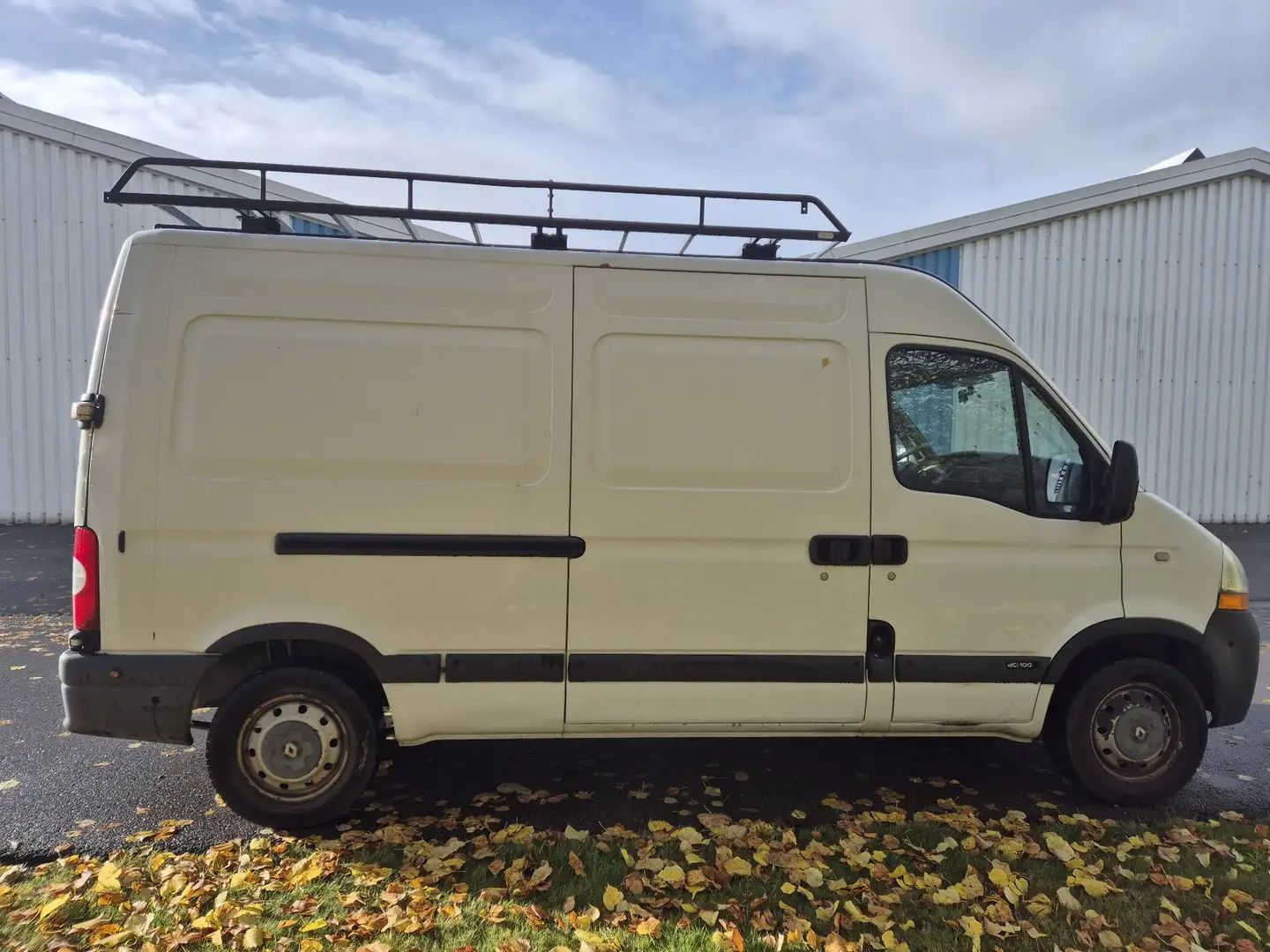 Renault Master 2.5 L2H2 - 2