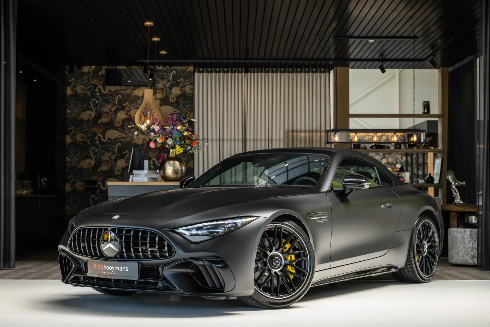 Mercedes-Benz SL 63 AMG Roadster 4MATIC+ | Carbon | Matte Xpell | Чорний - 2