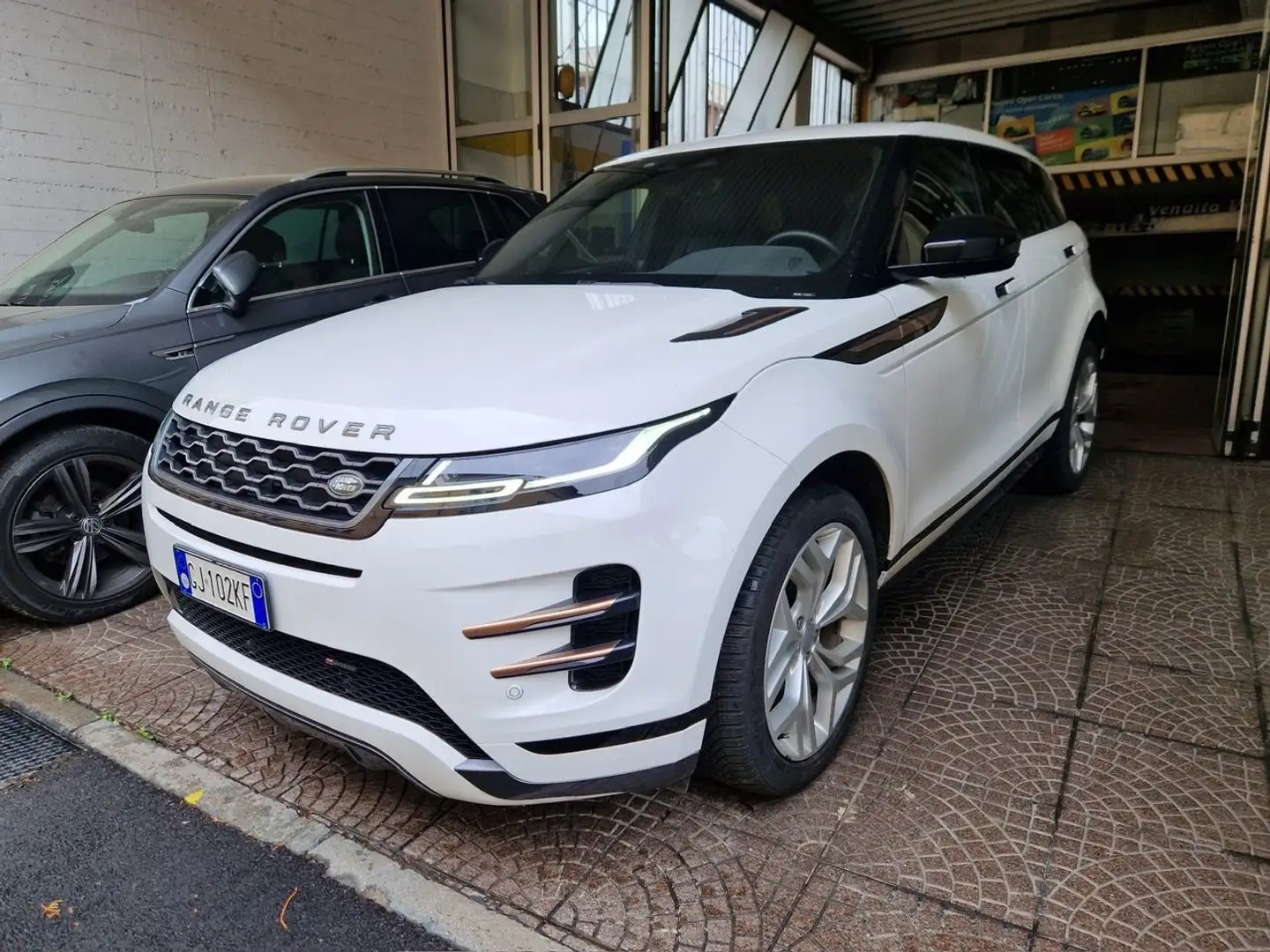 Land Rover Range Rover Evoque Range Rover Evoque 2.0 i4 mhev R-Dynamic awd 249cv Weiß - 2
