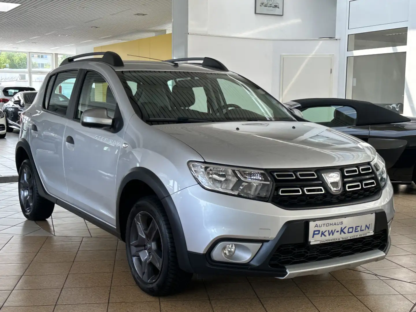 Dacia Sandero Stepway Celebration*KAMERA*NAVi*KLiMA* Gris - 2