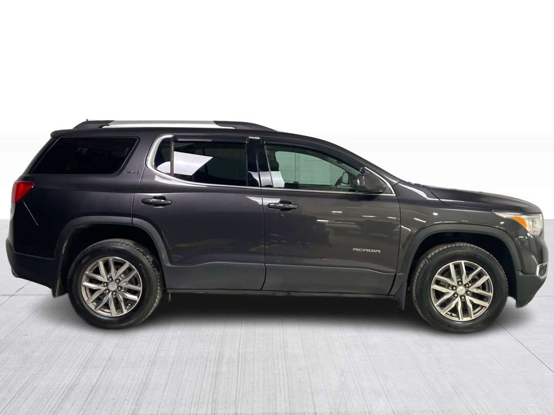 2019 GMC Acadia SLE-2	AWD Mags Sièges chauffants Caméra de recul A — снимка 1