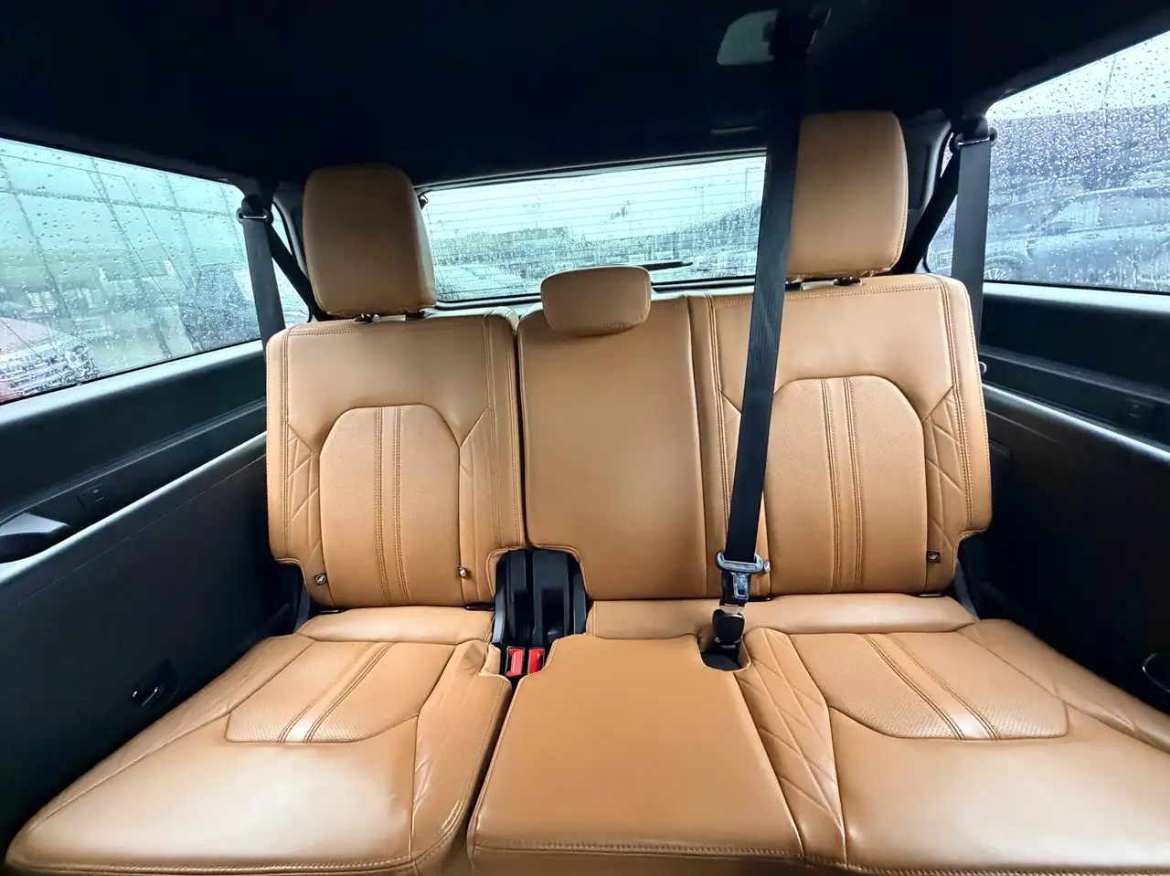 Ford Expedition снимка Ford Expedition