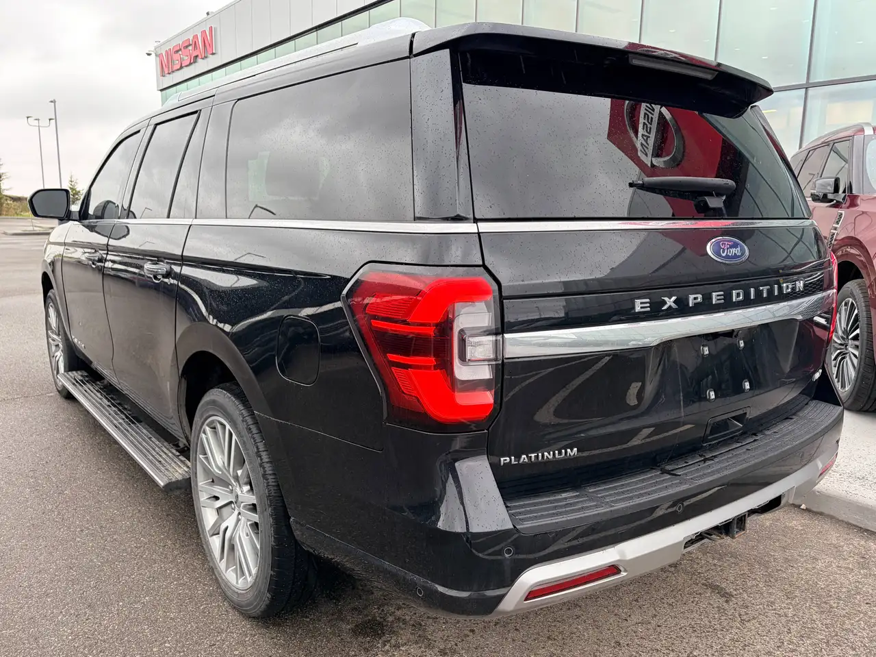 Ford Expedition снимка Ford Expedition