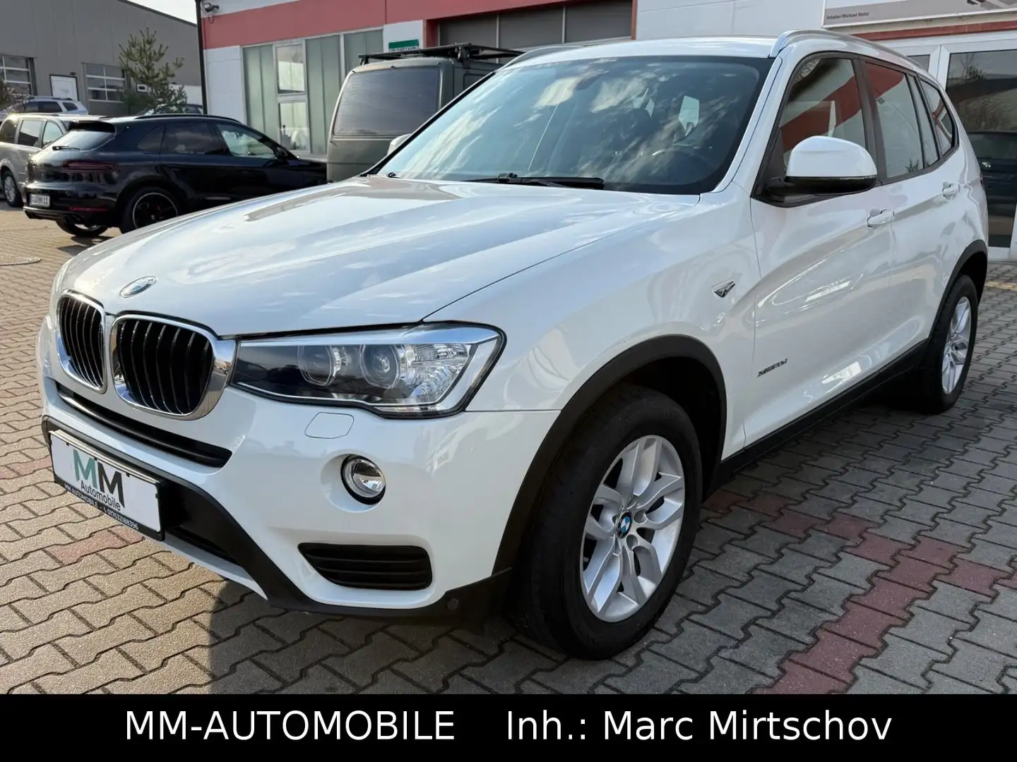 BMW X3 xDrive20d Advantage-2.HA-NAVI-XEN-AHK-SHZ-18Z Weiß - 2