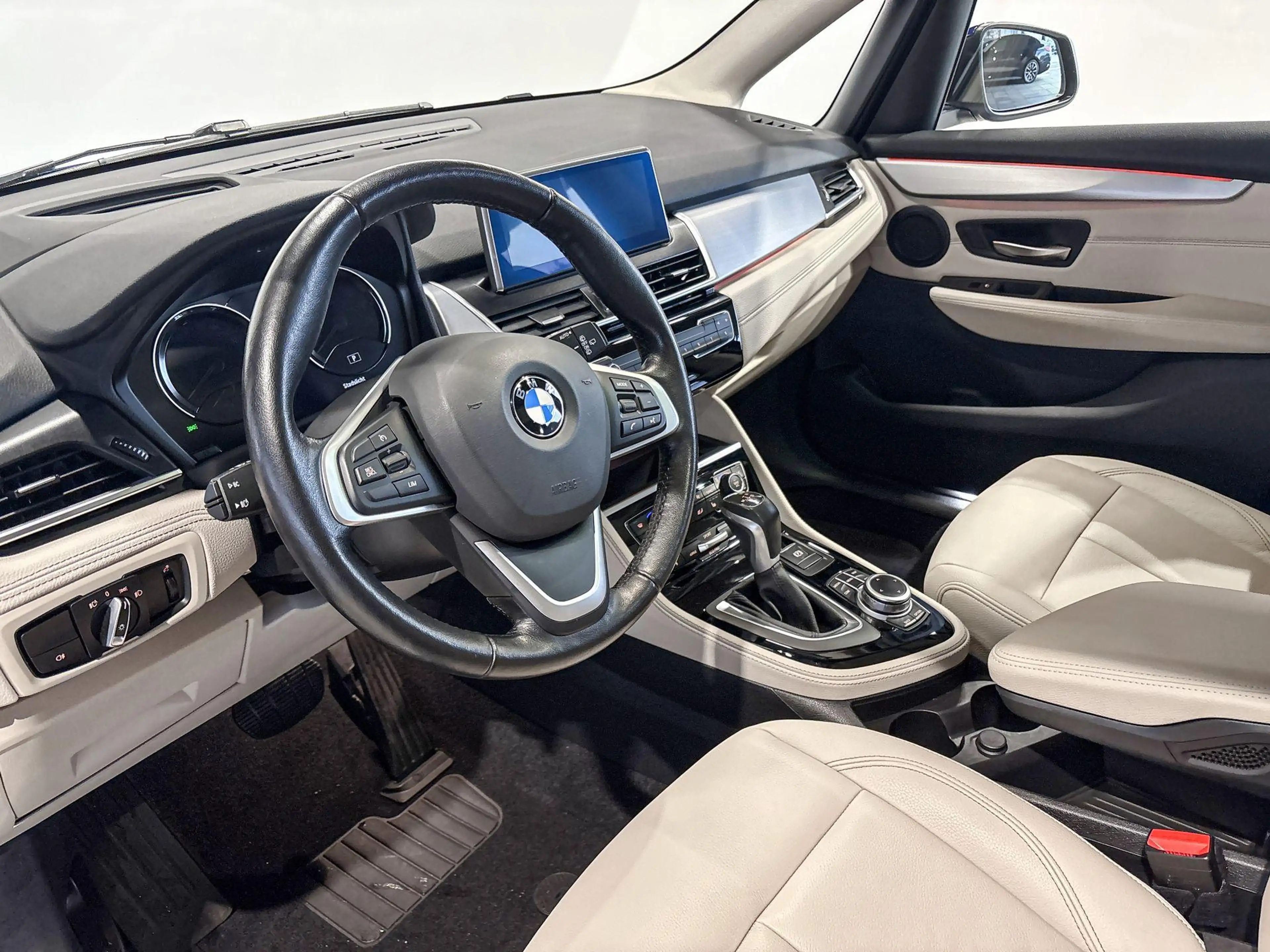 BMW 225 2 Serie Active Tourer 225xe iPerformance Business — photo 10