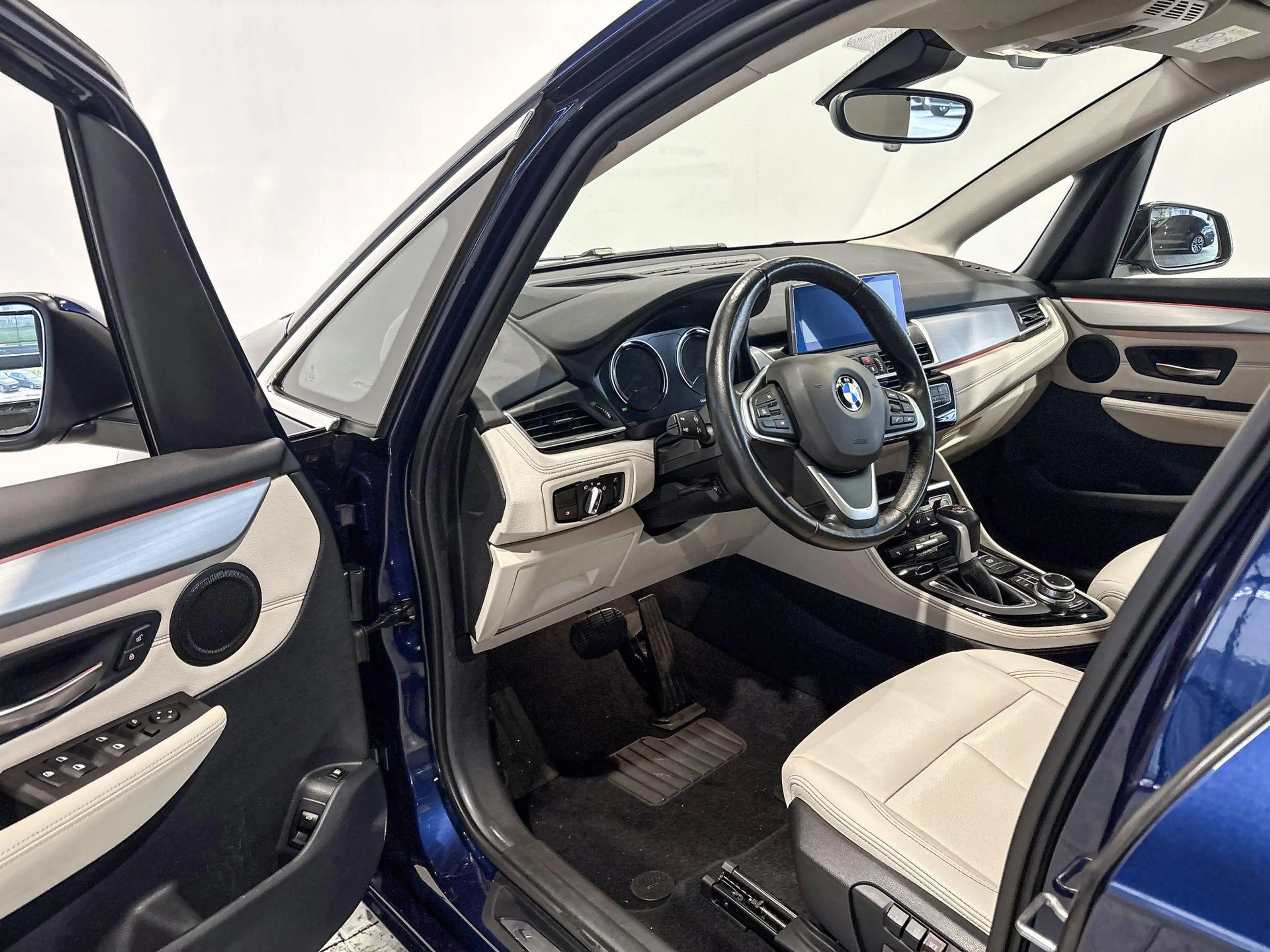 BMW 225 2 Serie Active Tourer 225xe iPerformance Business — photo 9