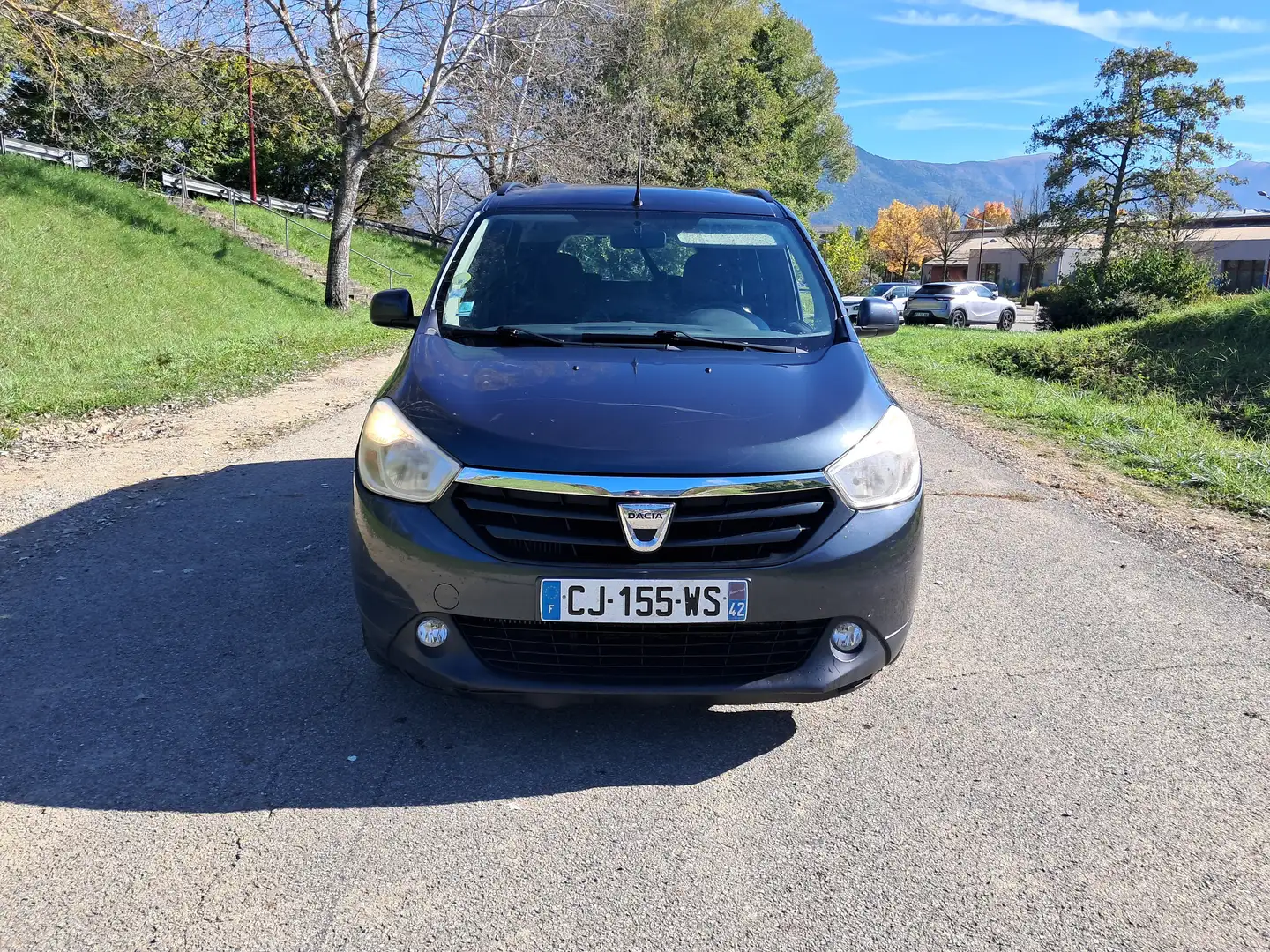 Dacia Lodgy Lodgy 1.5 dCI 110 FAP 7 places Prestige Gris - 2