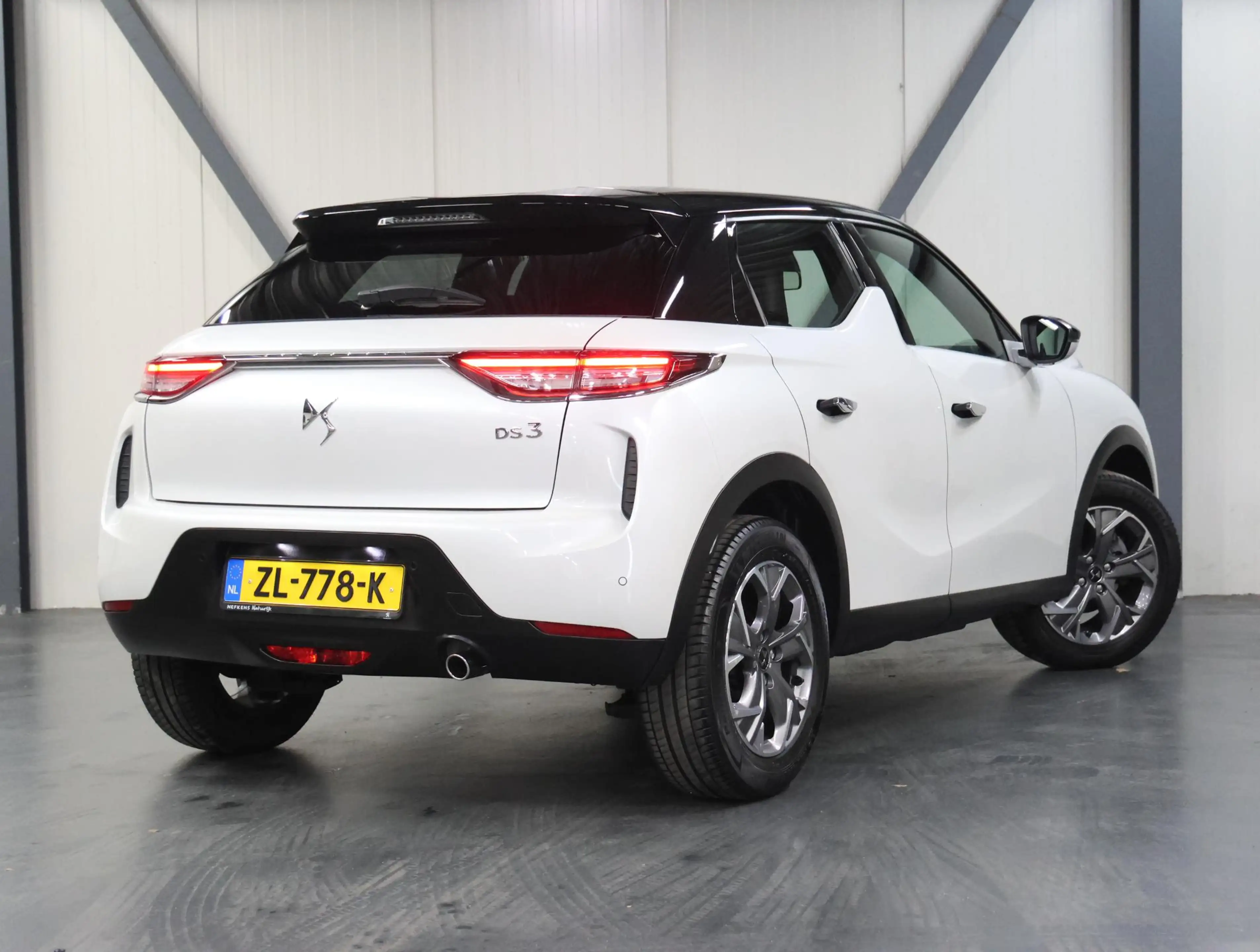 DS Automobiles DS 3 Crossback 1.2 100PK Business | AppleCarPlay/AndroidAuto | Ar — photo 3