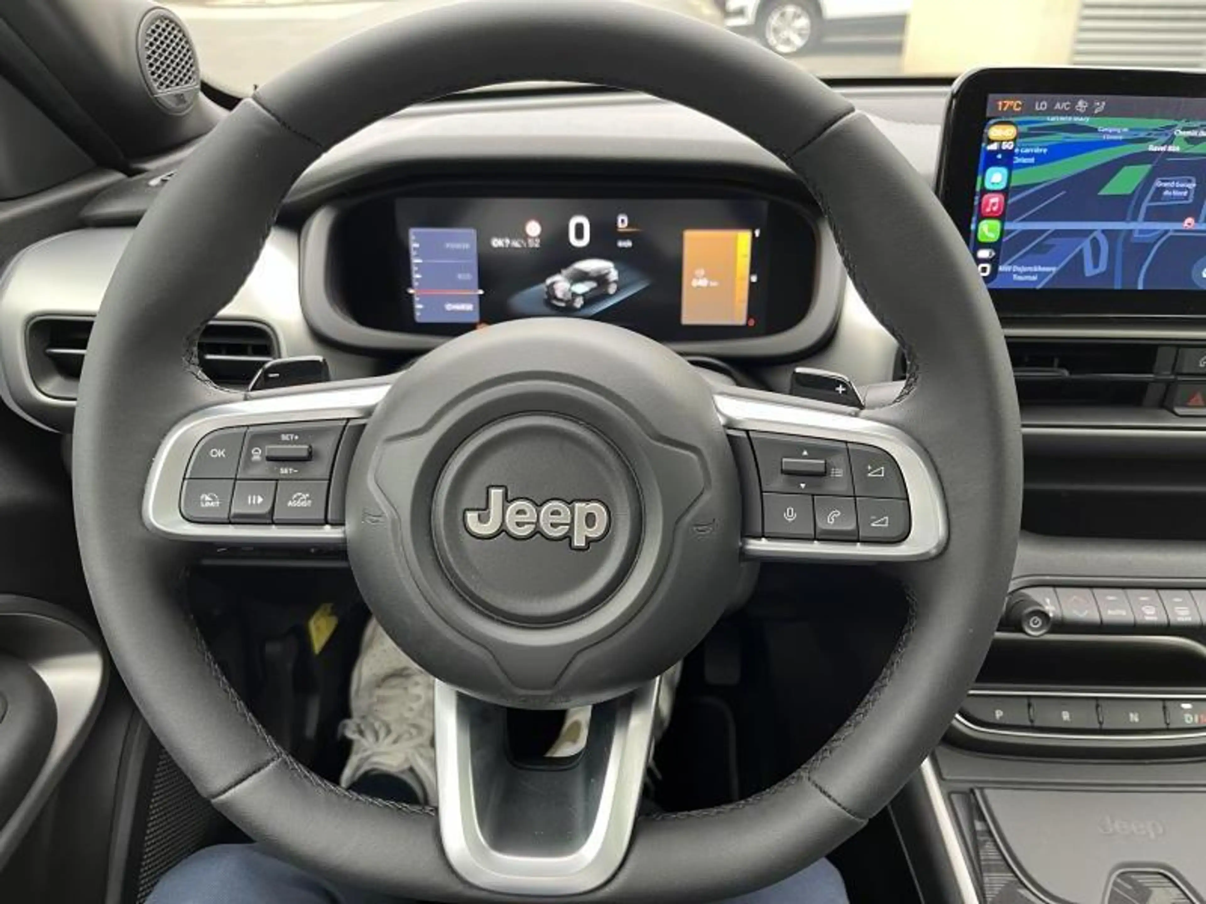 Jeep Avenger E-Hybrid Altitude — photo 9