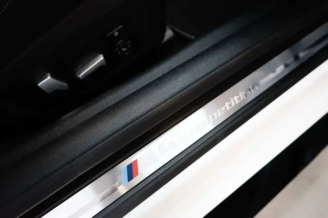 BMW M4 M4 Competition M xDrive - HeadUp - LASER - MwSt. Ansicht 25