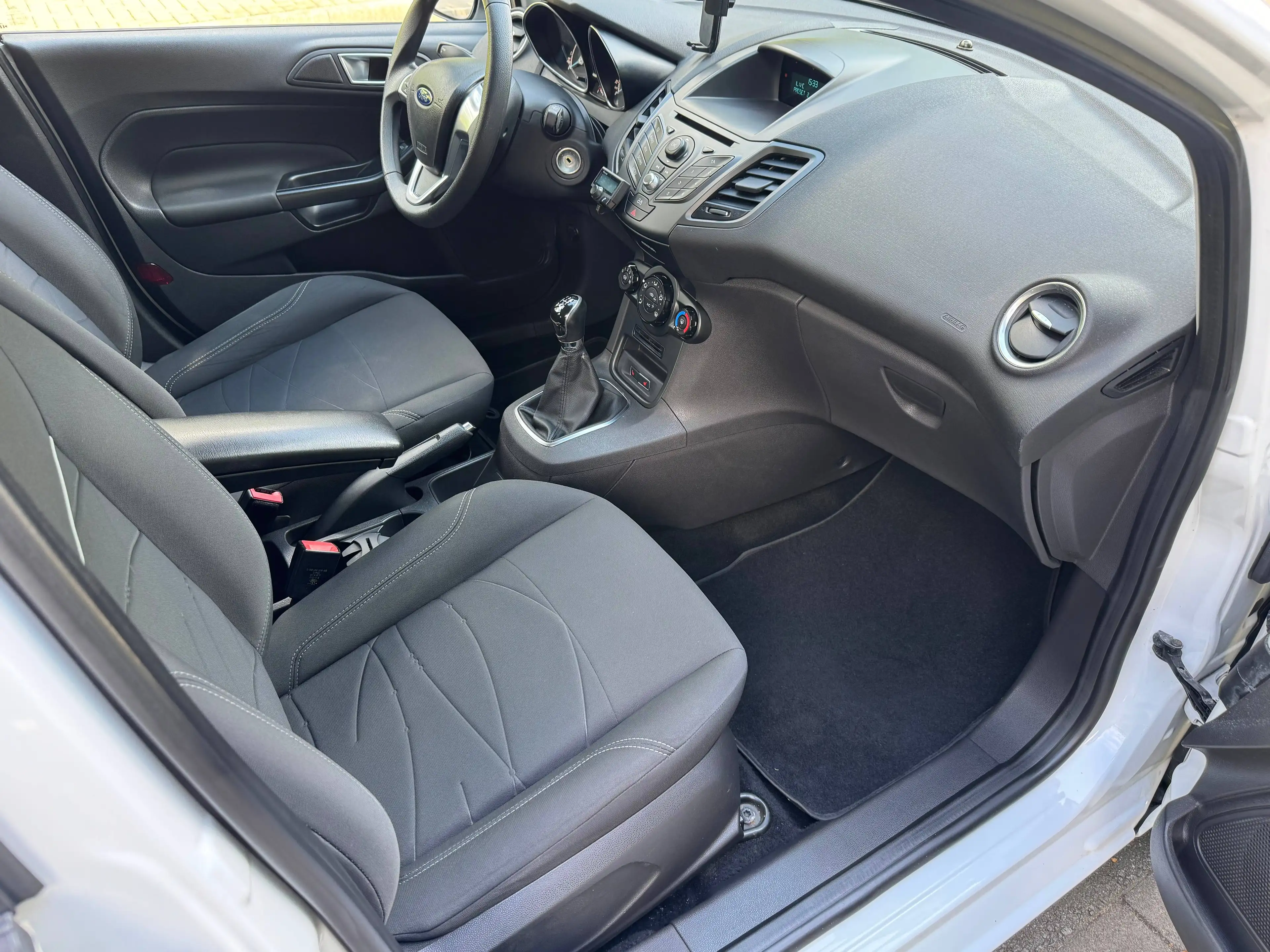 Ford Fiesta Trend. Zahnriemen ist Gewechselt. Am 10.2024.bei km .81.020 — photo 7