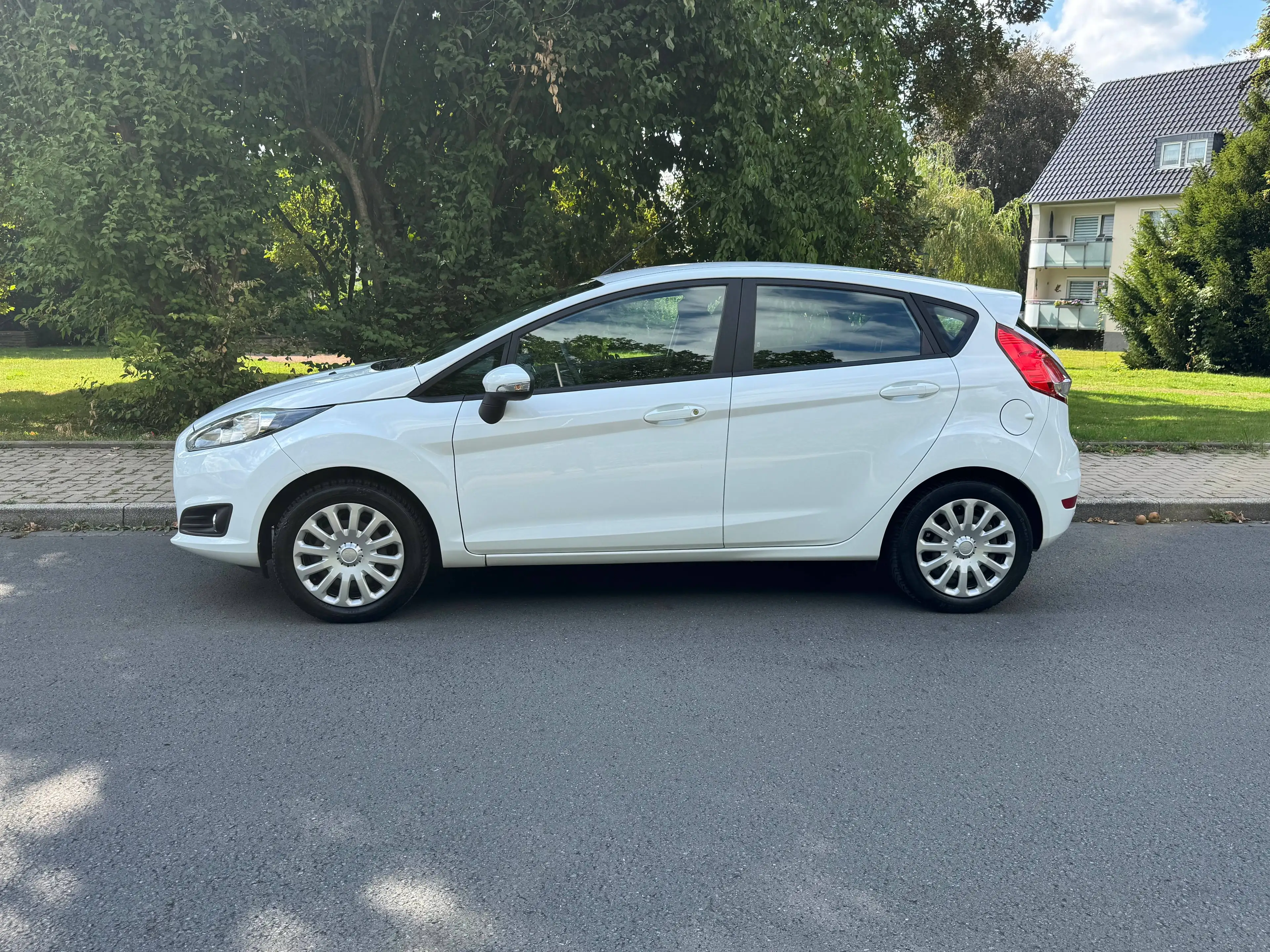 Ford Fiesta Trend. Zahnriemen ist Gewechselt. Am 10.2024.bei km .81.020 — photo 5