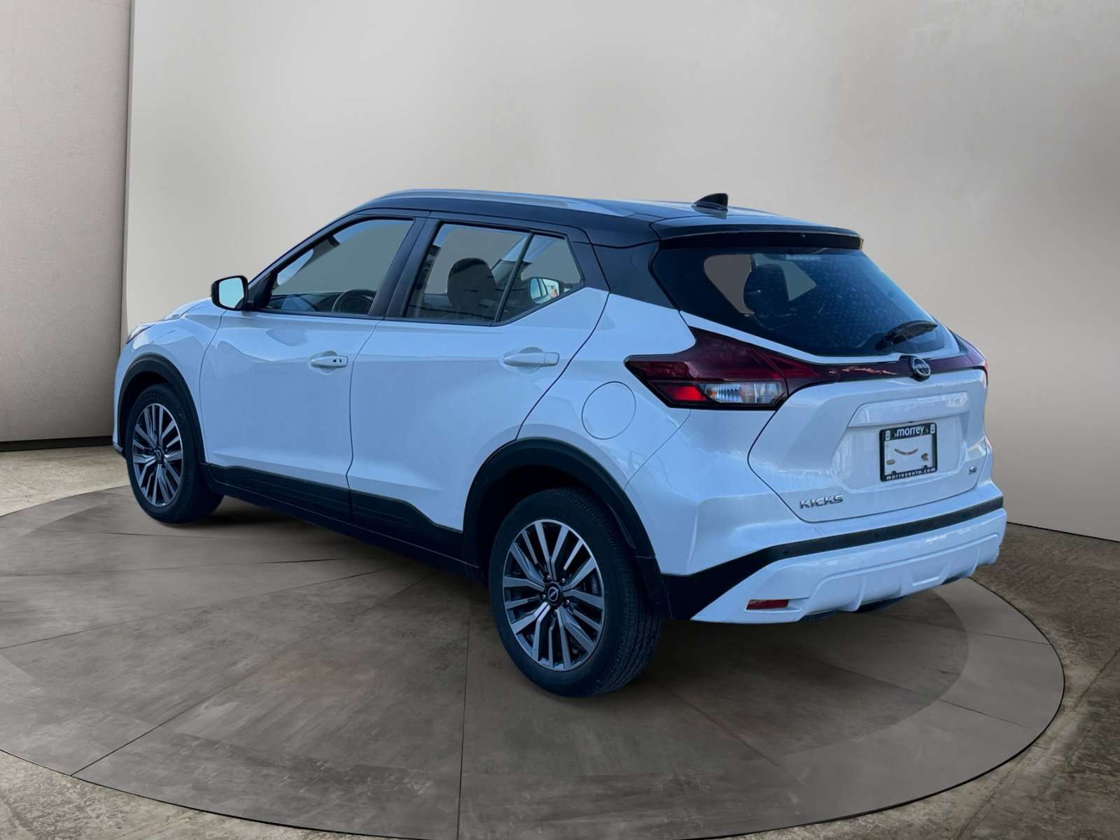 2023 Nissan Kicks