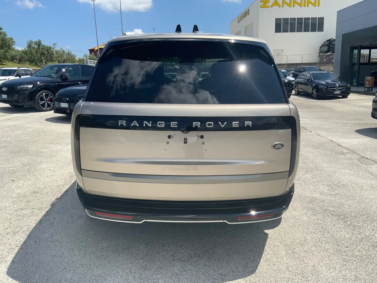 Land Rover Range Rover Range Rover 3.0D l6 350 CV HSE Beige - 2