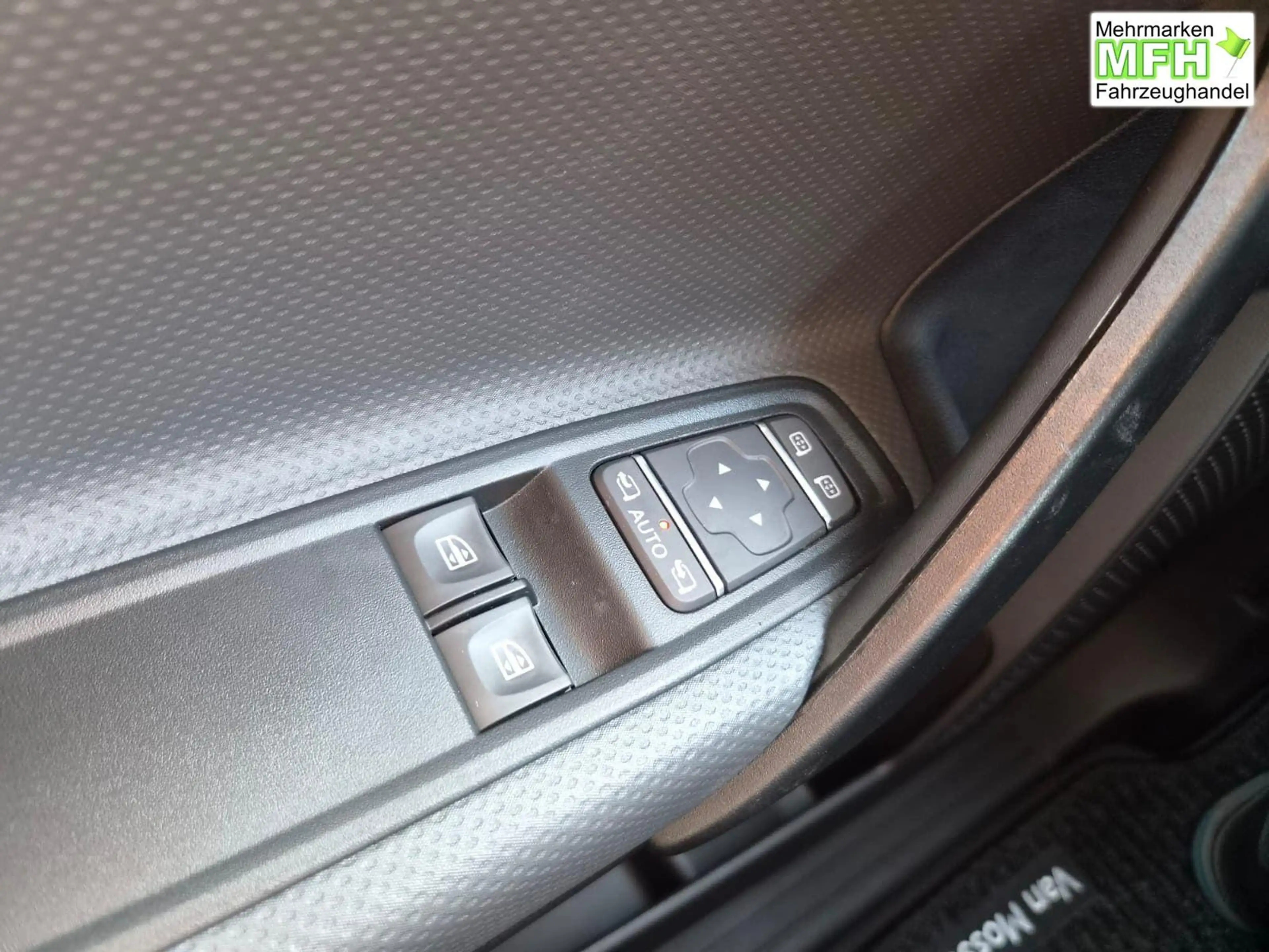 Mercedes-Benz Citan 108 PRO L1 1.5 CDI 75PS 2-Sitzer Nebelscheinw. ... — photo 14