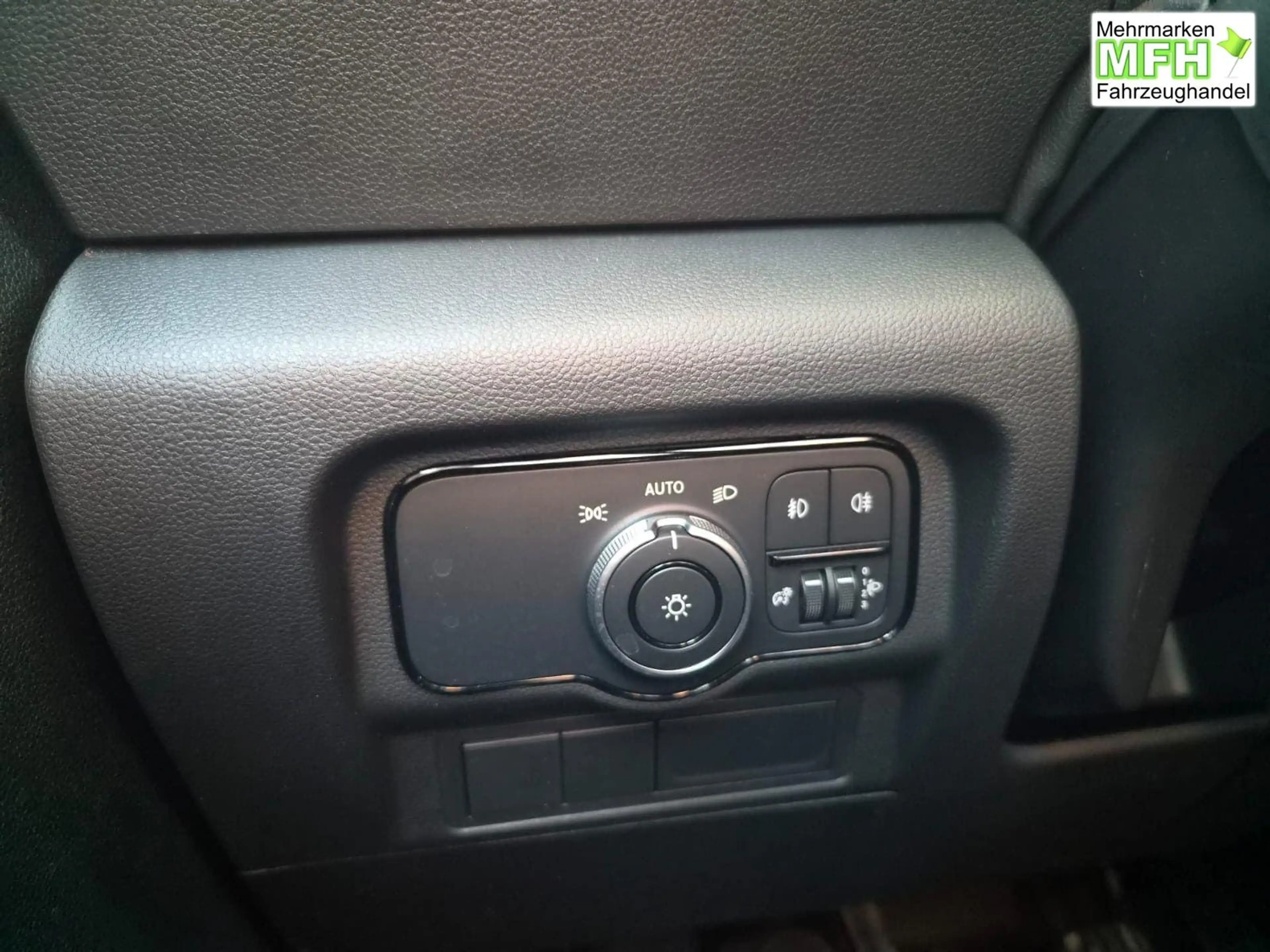 Mercedes-Benz Citan 108 PRO L1 1.5 CDI 75PS 2-Sitzer Nebelscheinw. ... — photo 15