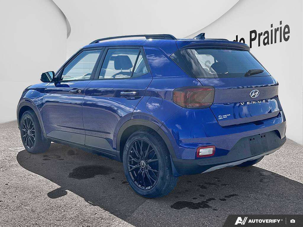 2022 Hyundai Venue Trend — снимка 1