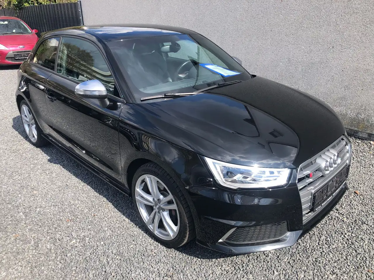 Audi S1