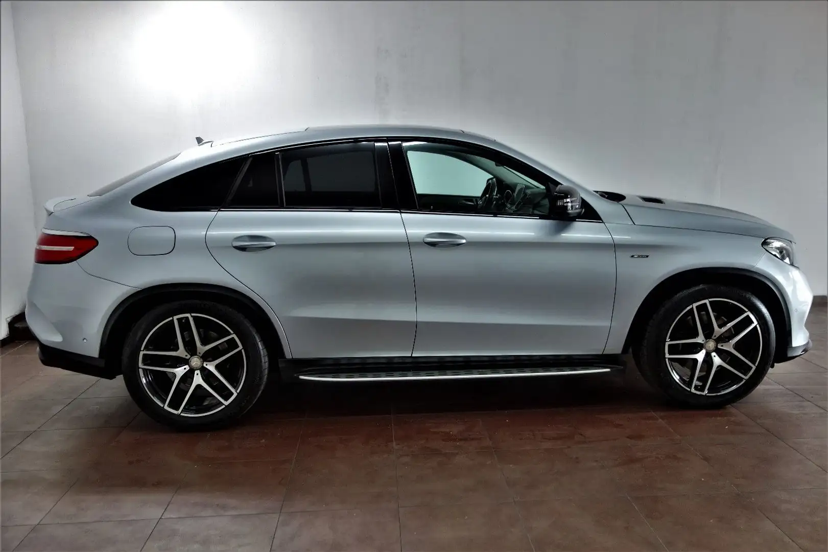 Mercedes-Benz GLE 450 4Matic Pano/Airmatic/Night/LED/21-Zo Argent - 1