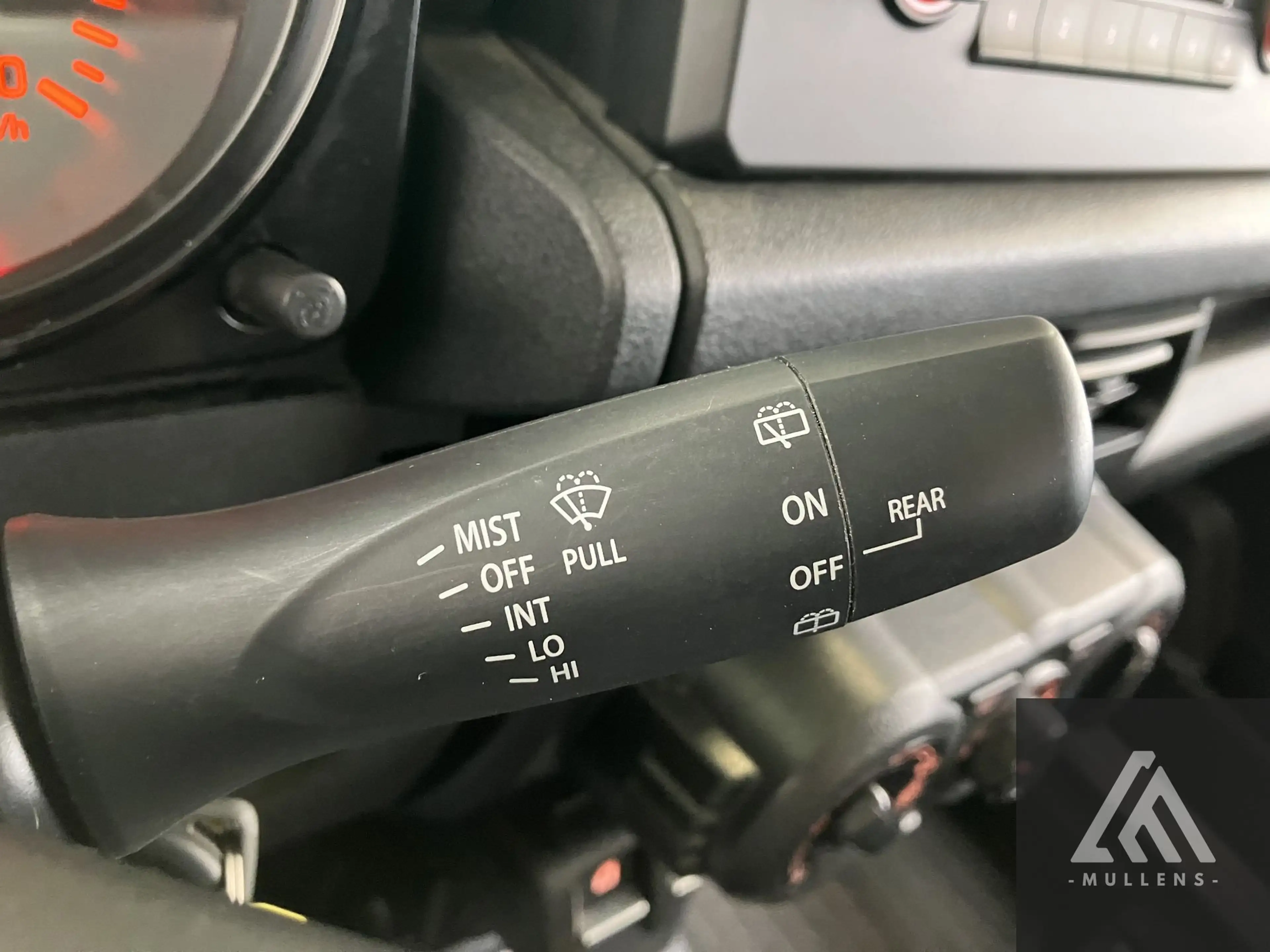Suzuki Jimny GL — photo 15