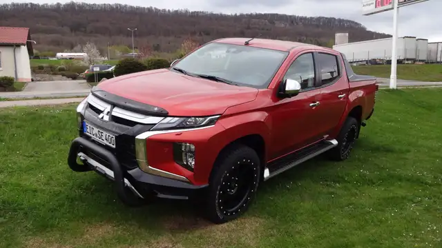 Mitsubishi L200 Doppelkabine Spirit 2.2 DI D 4WD Automatik