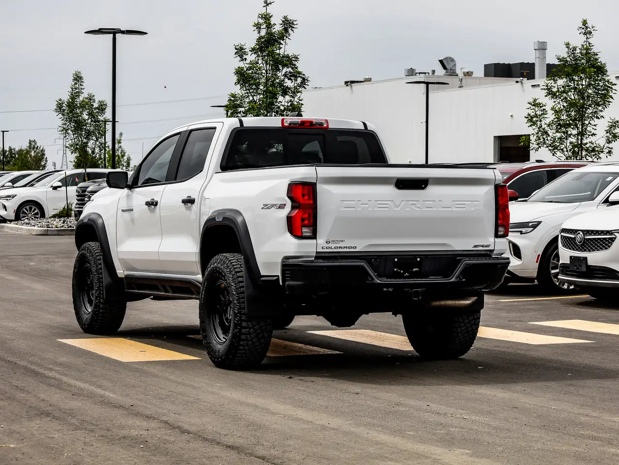 Chevrolet Colorado photo Chevrolet Colorado