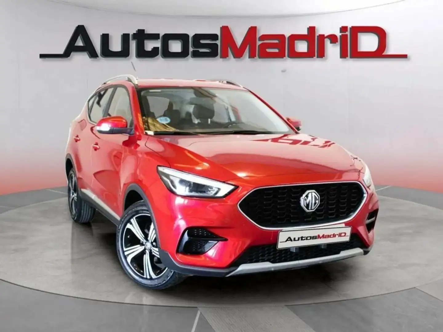 MG ZS 1.5 Comfort Rouge - 1