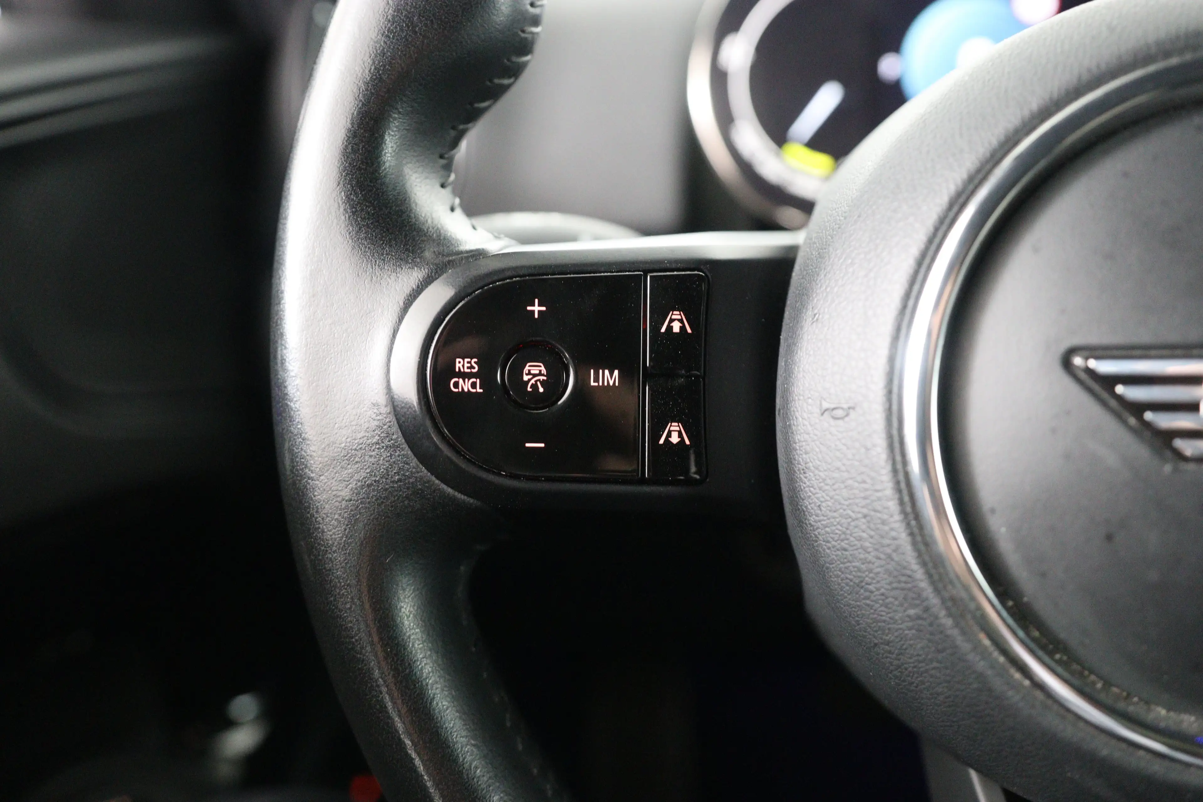 MINI Cooper SE Countryman 1.5 ALL4 Chili | DEALER OH! | ADAPTIVE CRUISE | LE — photo 23