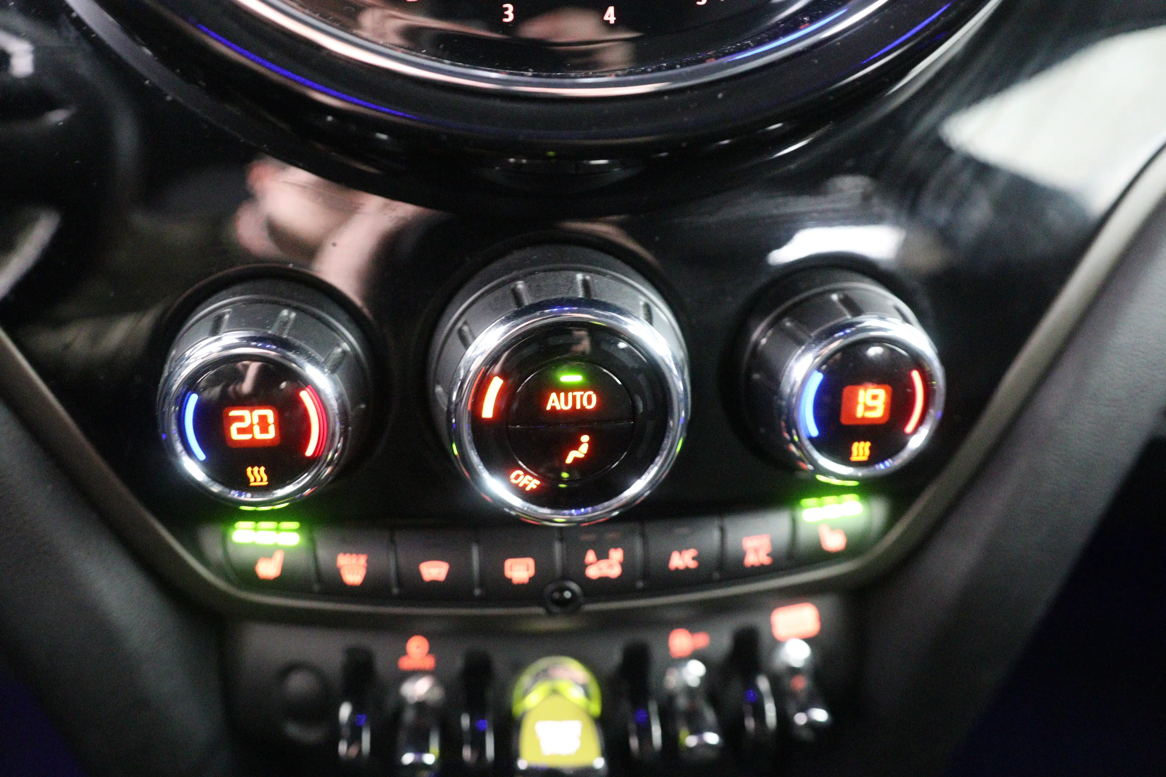 MINI Cooper SE Countryman 1.5 ALL4 Chili | DEALER OH! | ADAPTIVE CRUISE | LE — photo 26