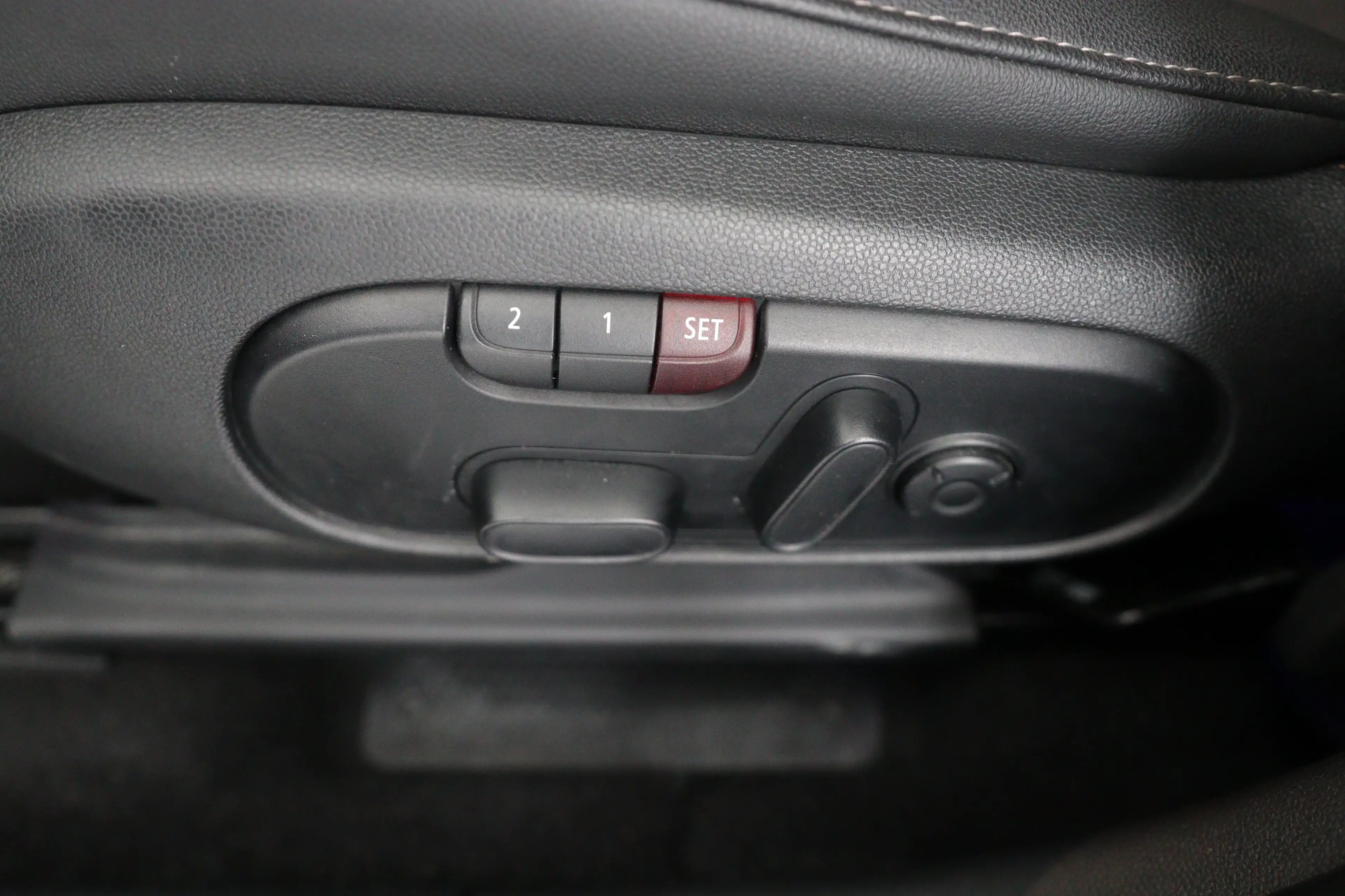 MINI Cooper SE Countryman 1.5 ALL4 Chili | DEALER OH! | ADAPTIVE CRUISE | LE — photo 21