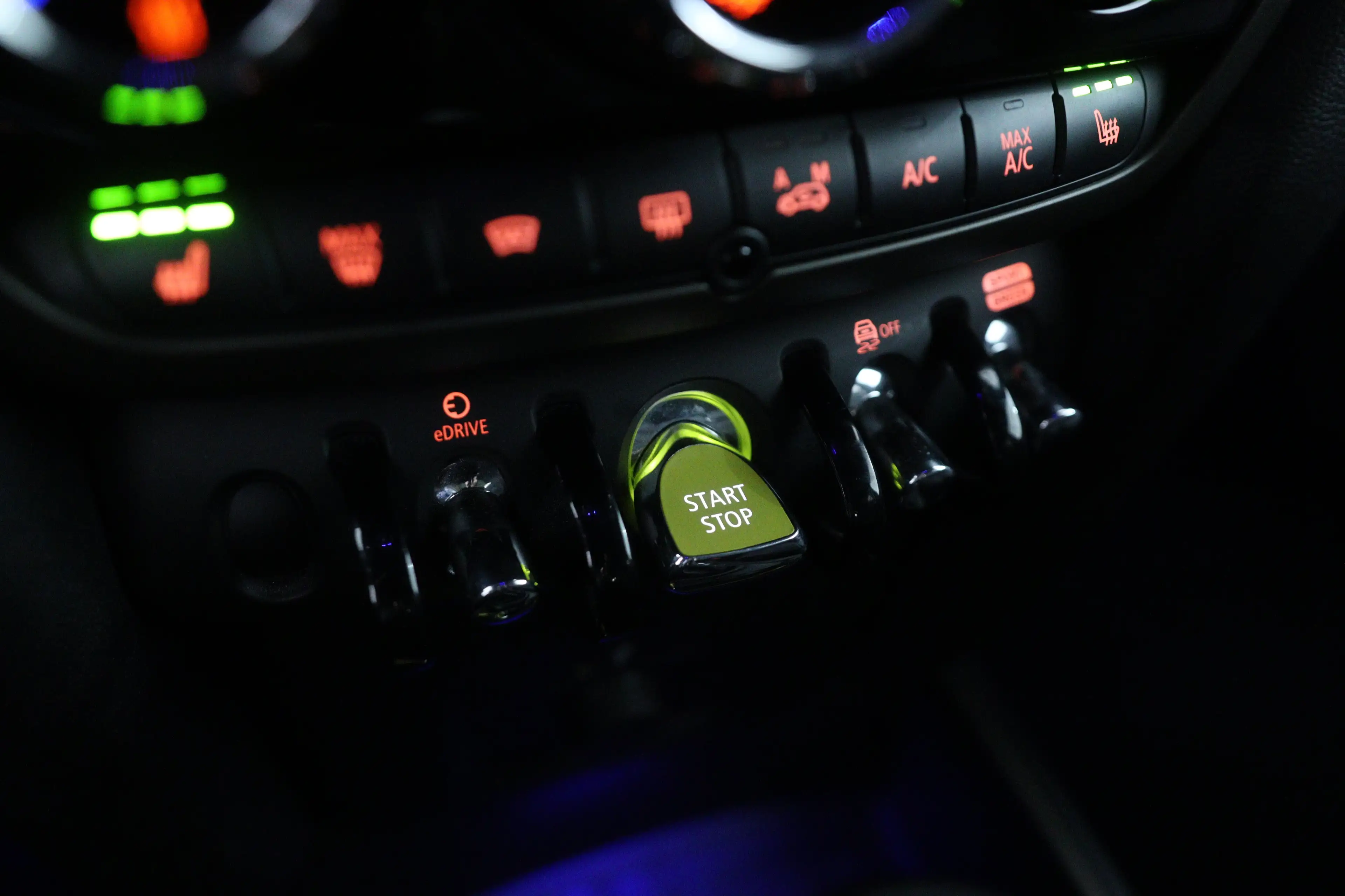 MINI Cooper SE Countryman 1.5 ALL4 Chili | DEALER OH! | ADAPTIVE CRUISE | LE — photo 35