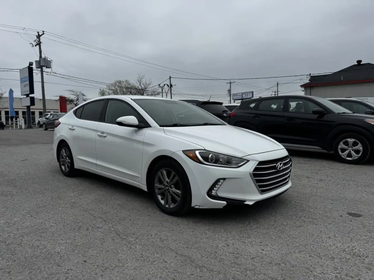 Hyundai ELANTRA снимка Hyundai ELANTRA