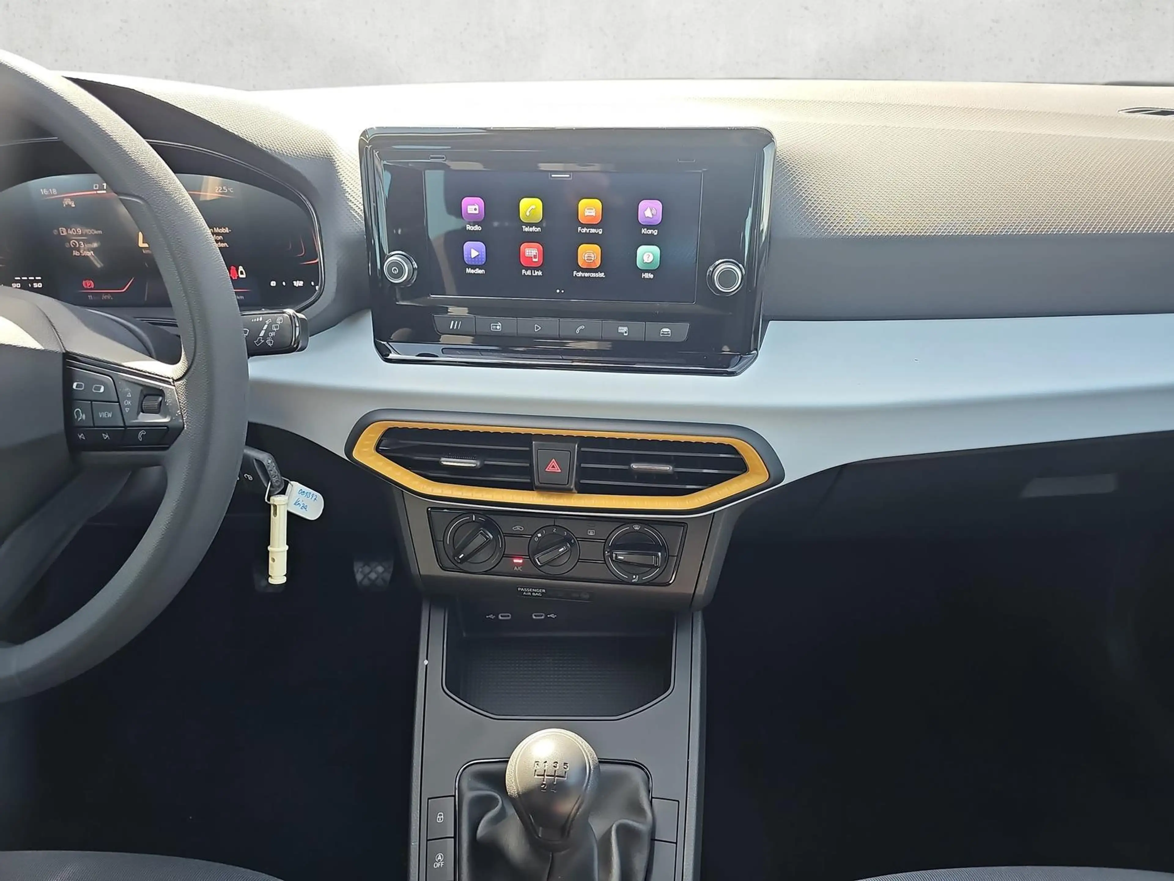SEAT Ibiza 1.0 MPI Klimaanlage Tempomat Sitzheizung — photo 13