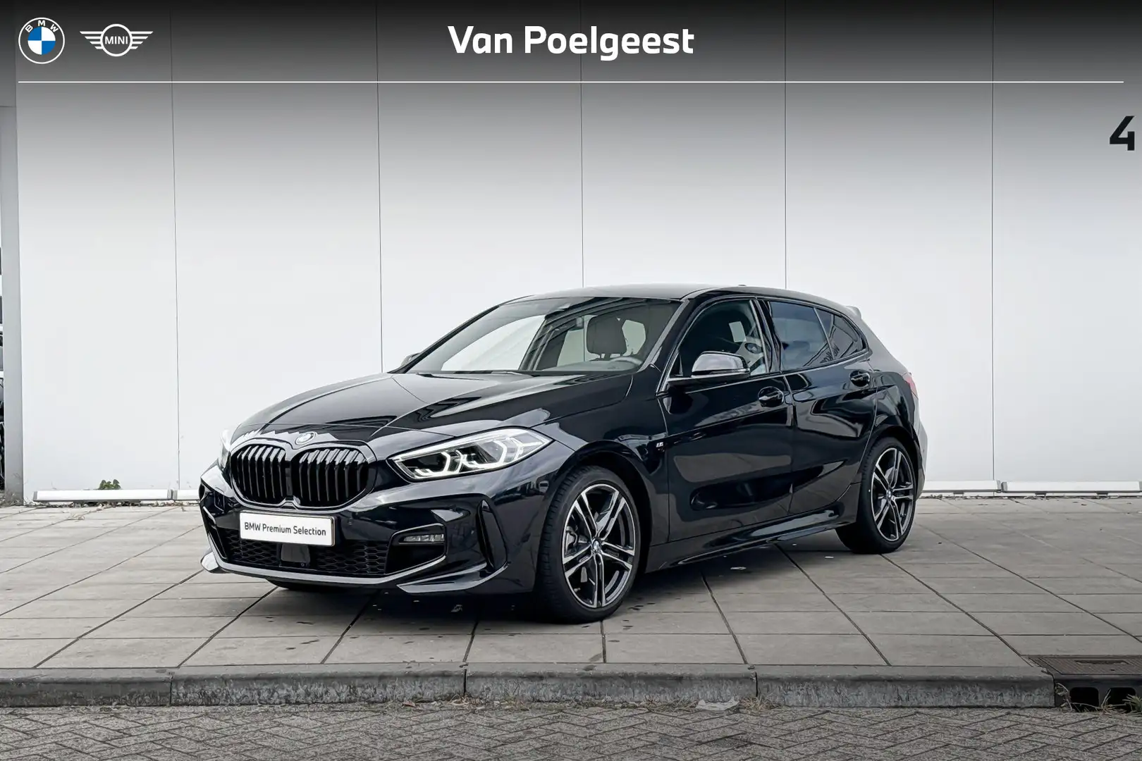 BMW 118 1 Serie 118i M-Sport Zwart - 1