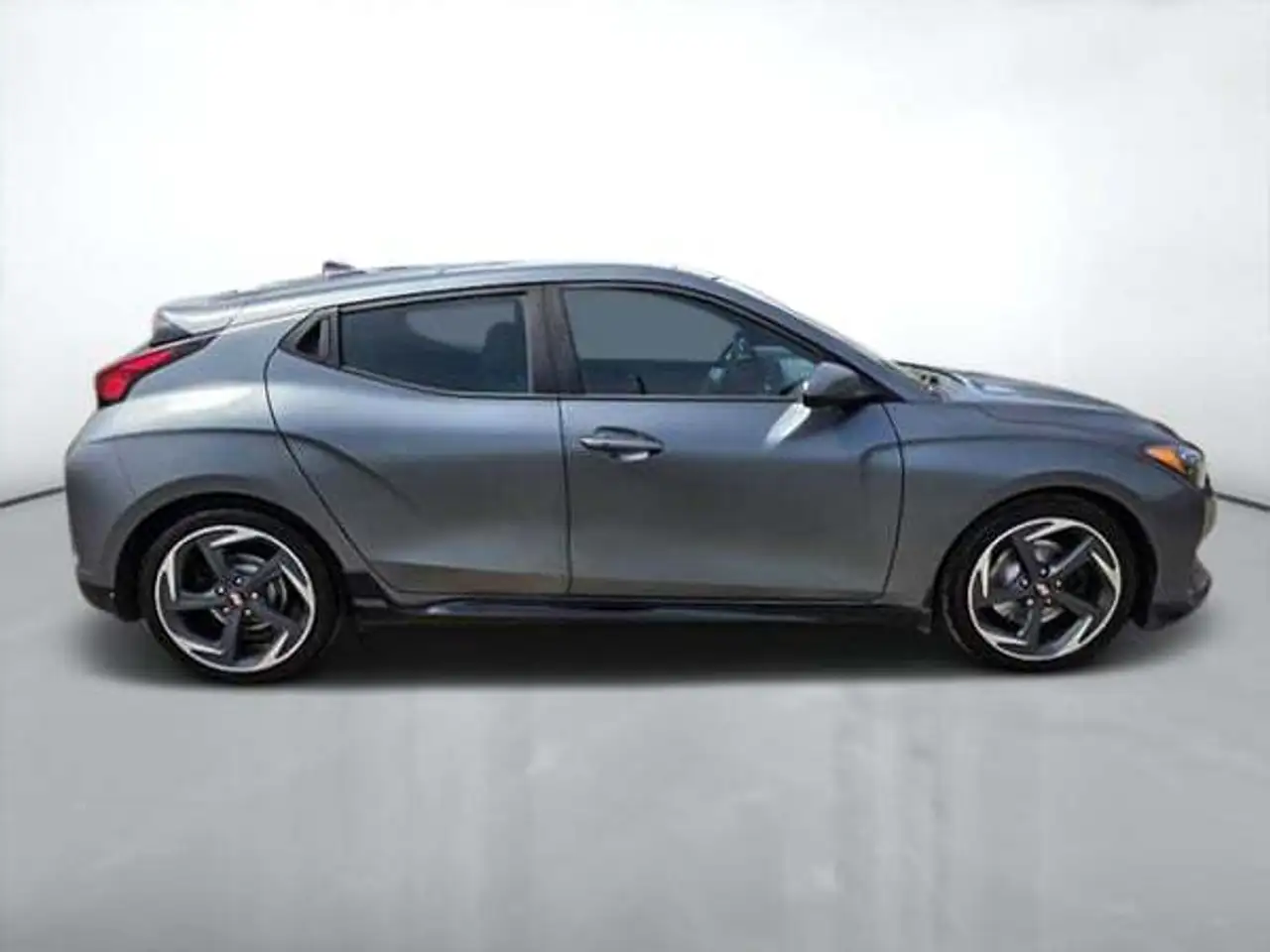 Hyundai VELOSTER photo Hyundai VELOSTER