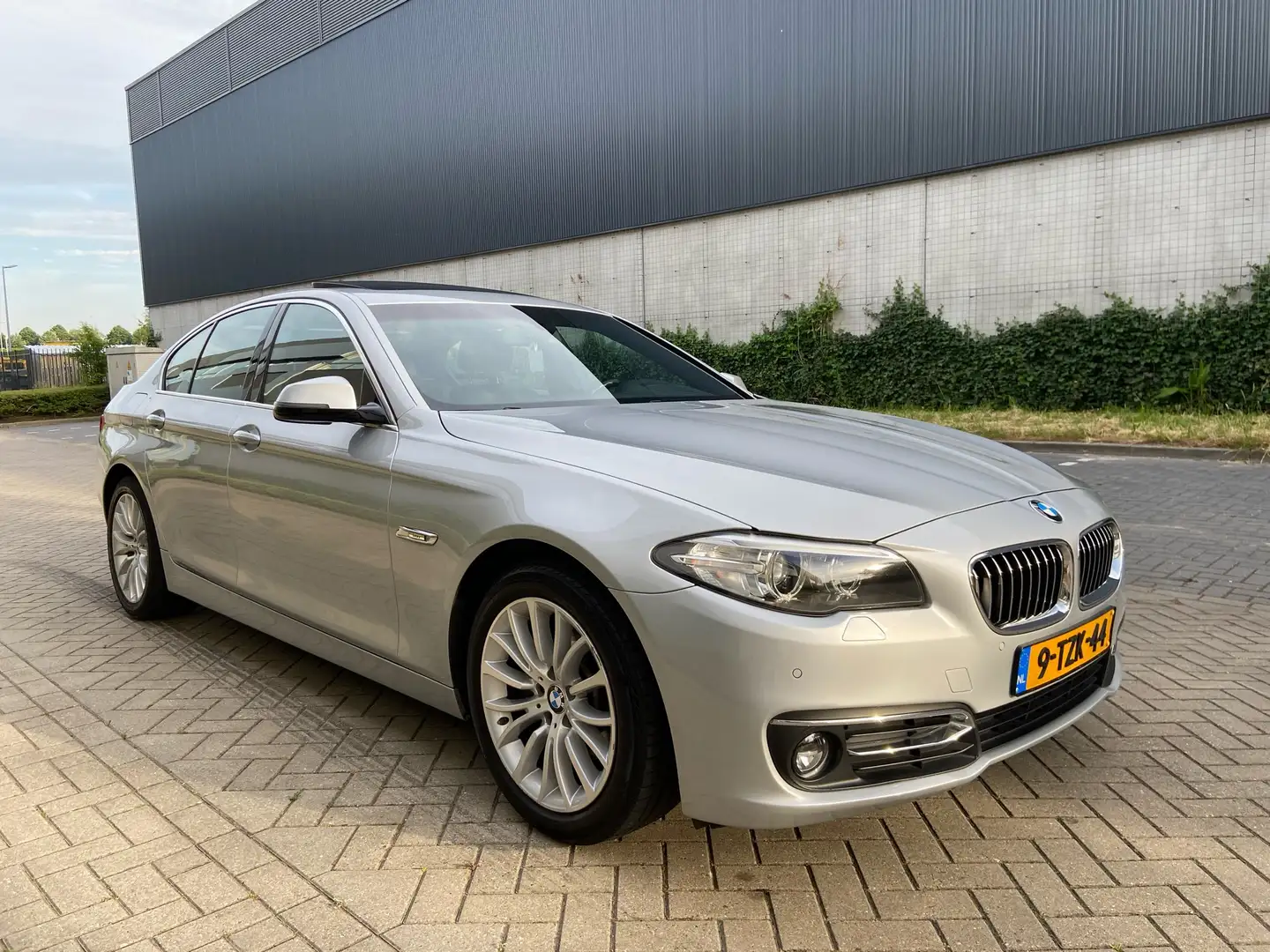 BMW 520 520i Aut. Luxury Line - 1