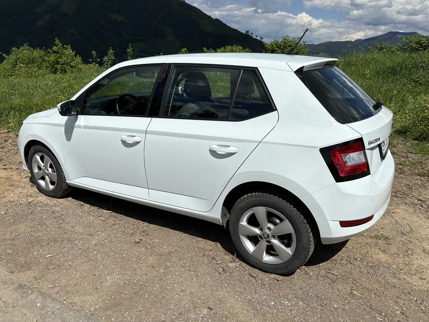 Skoda Fabia Ambition 1,0 TSI Weiß - 2