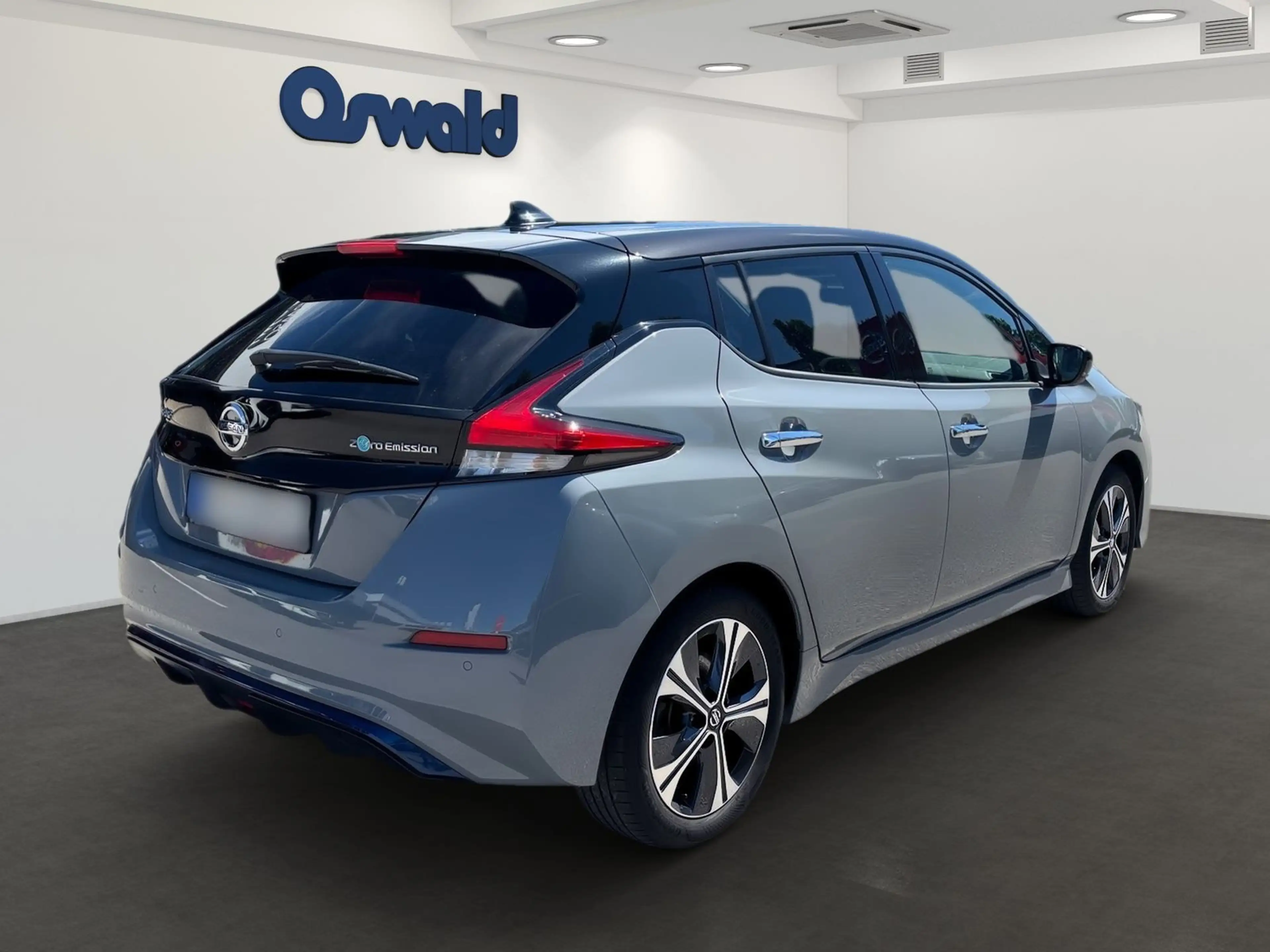 Nissan Leaf 40 kWh Direktantrieb - Tekna — photo 3
