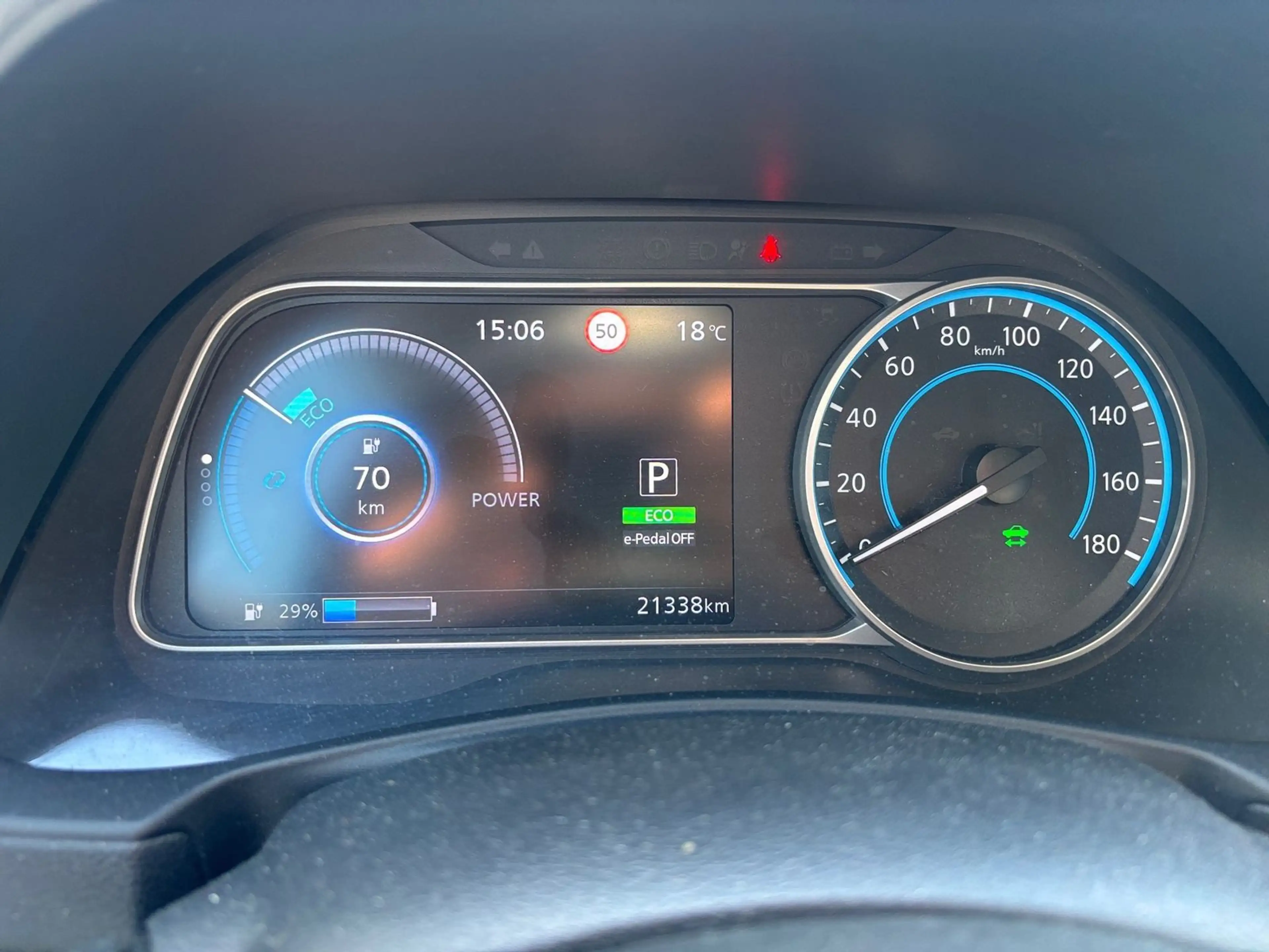 Nissan Leaf 40 kWh Direktantrieb - Tekna — photo 13