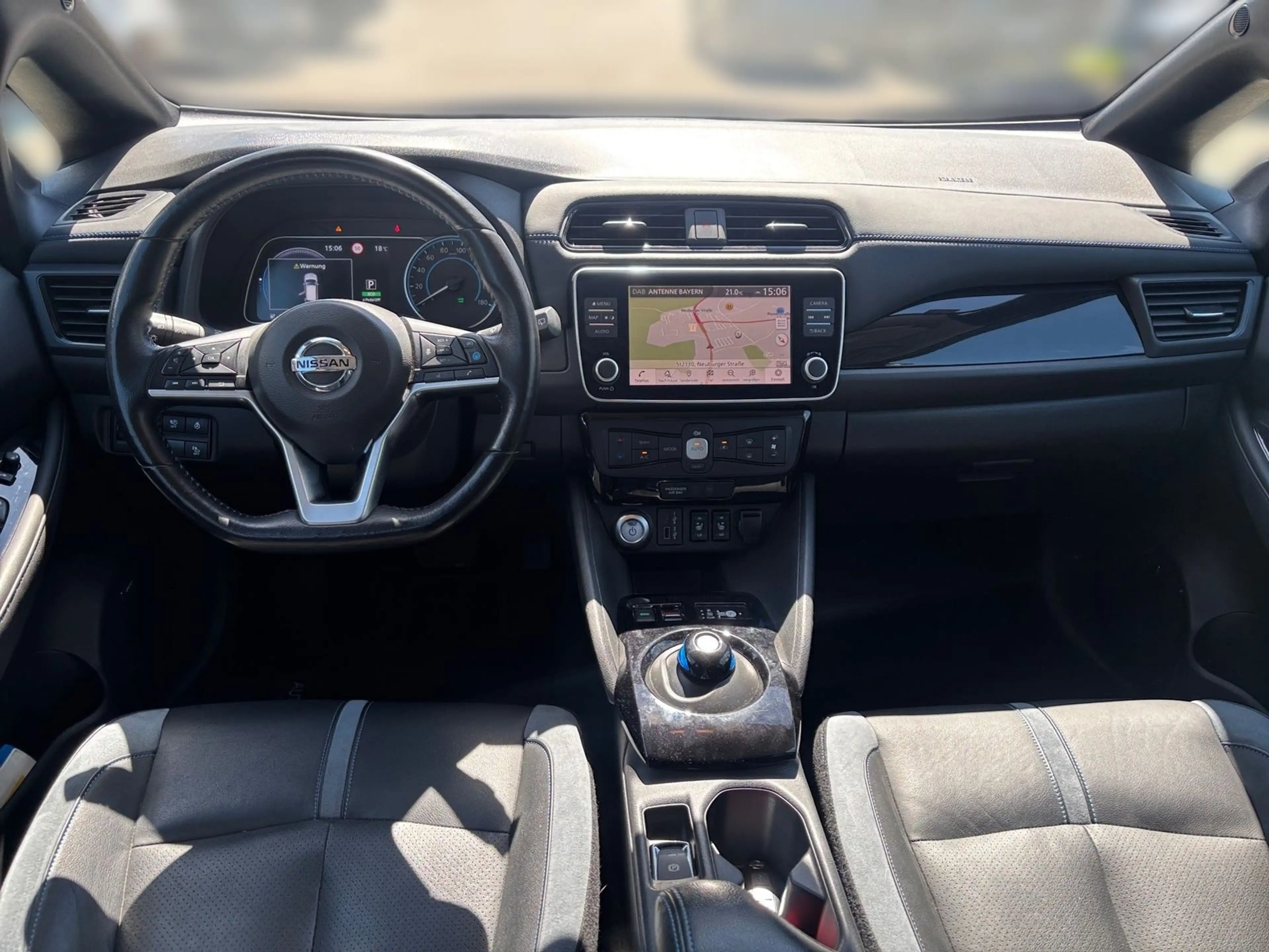 Nissan Leaf 40 kWh Direktantrieb - Tekna — photo 10