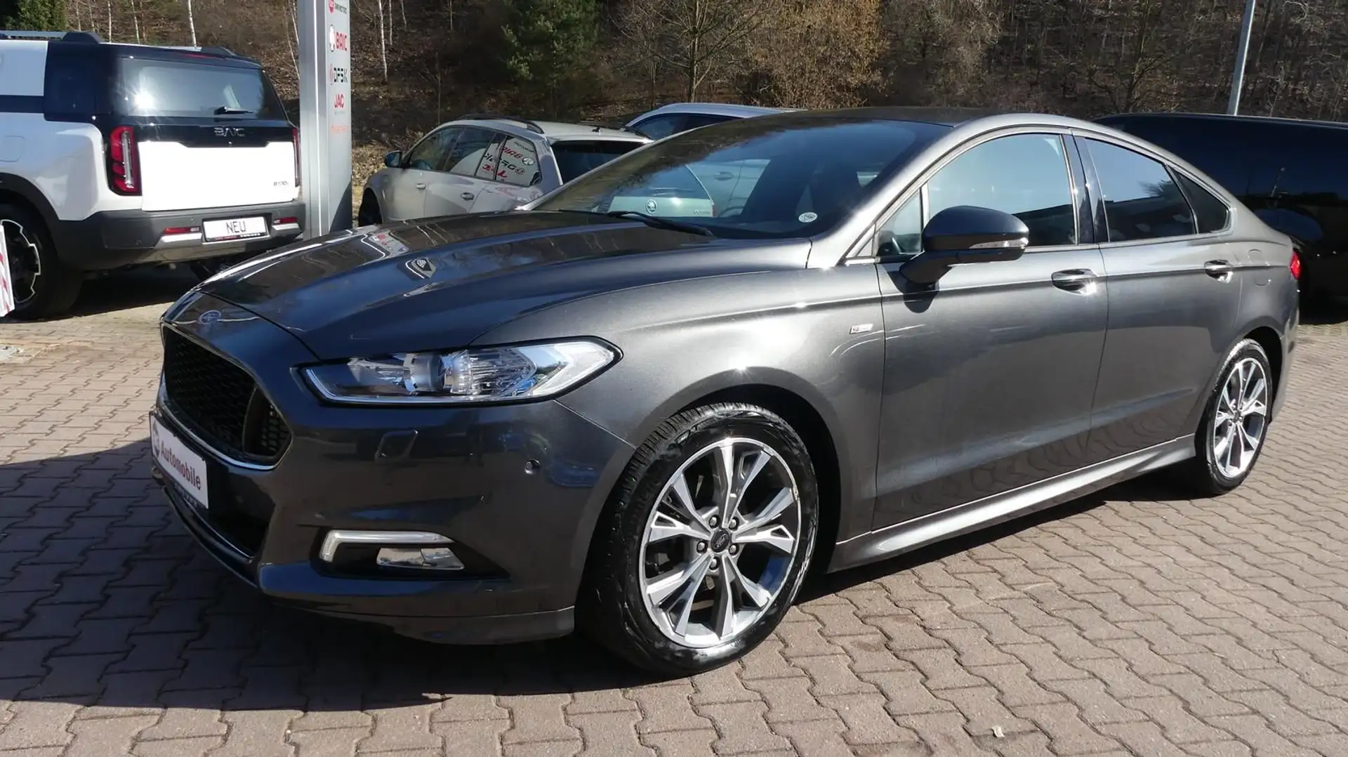 Ford Mondeo 2.0 DCI*ST-Line*Autom*Klima*SHZ*Navi*Kam Grau - 1