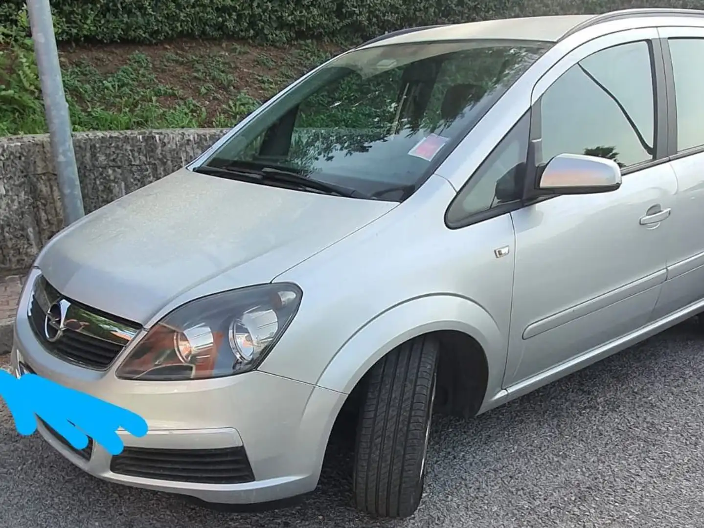 Opel Zafira Zafira II 2007 1.6 Cosmo ecoM 94cv Grigio - 1