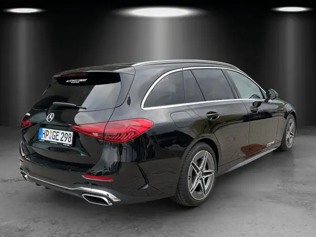 Mercedes-Benz C-Class view 5